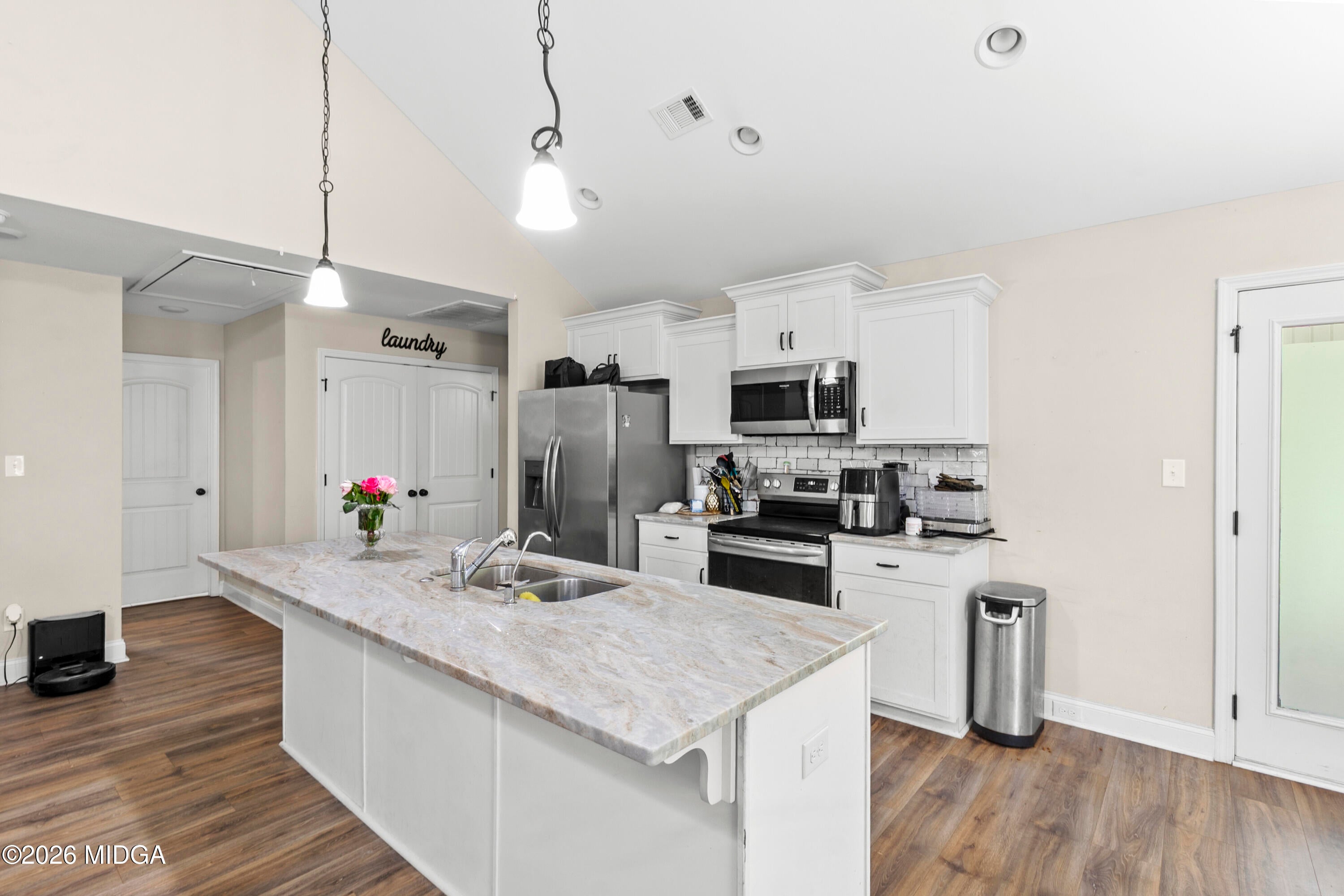 140 Sourwood Lane