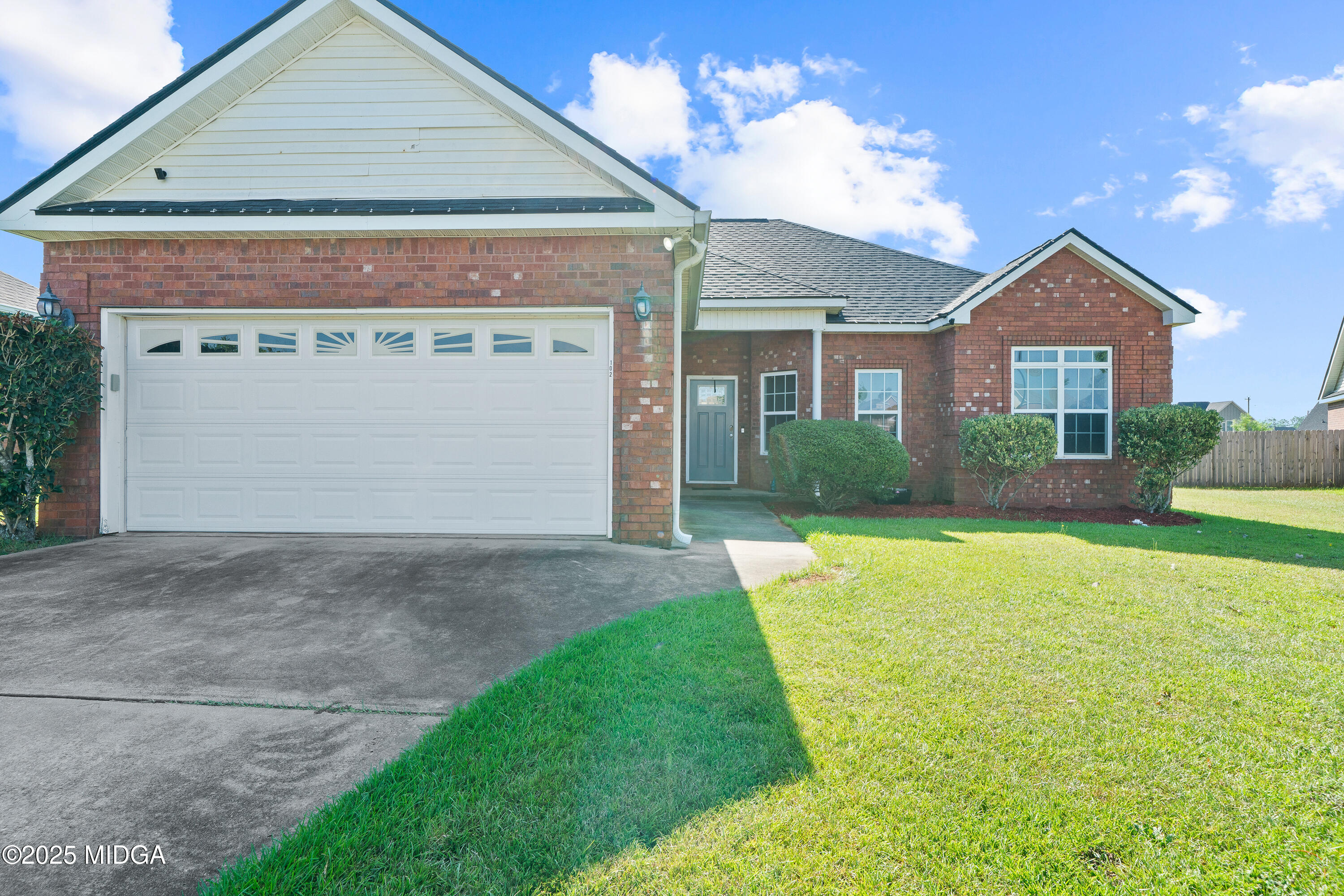 102 Bellshill Ct Court