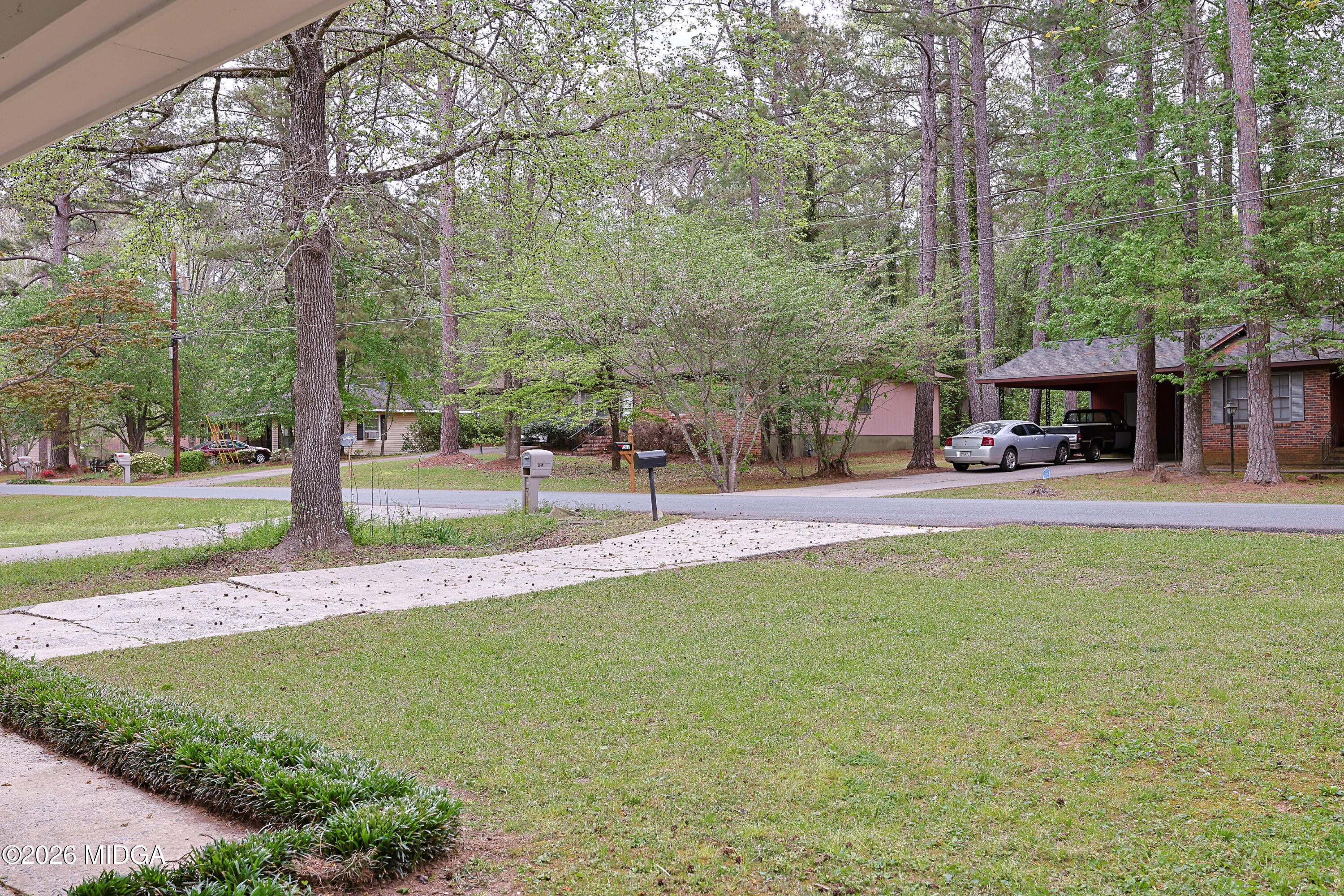 1379 Royalwyn Drive