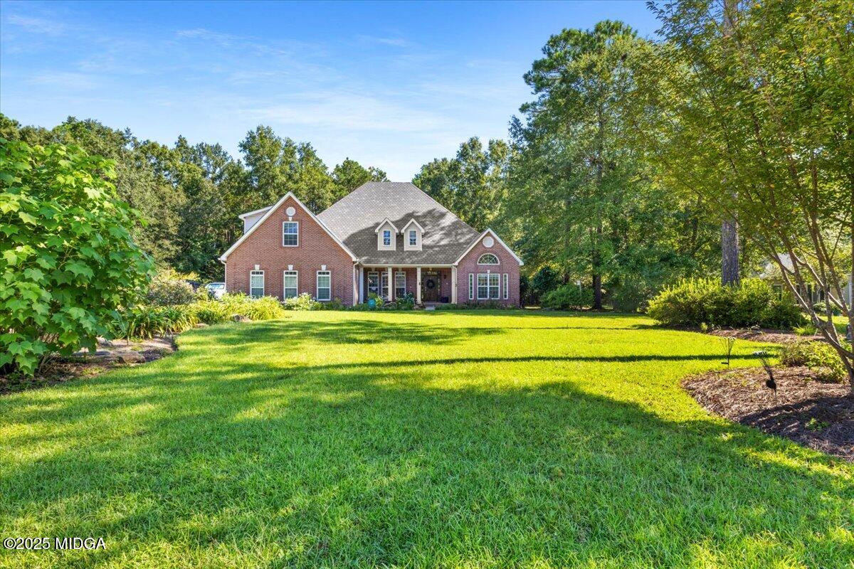 102 Seven Pines Court