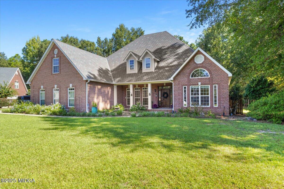 102 Seven Pines Court