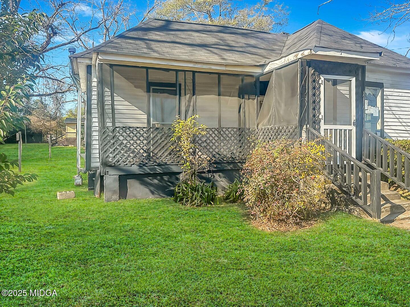 1392 Fort Hill Street