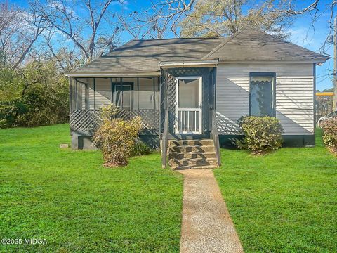 1392 Fort Hill Street Macon GA 31217