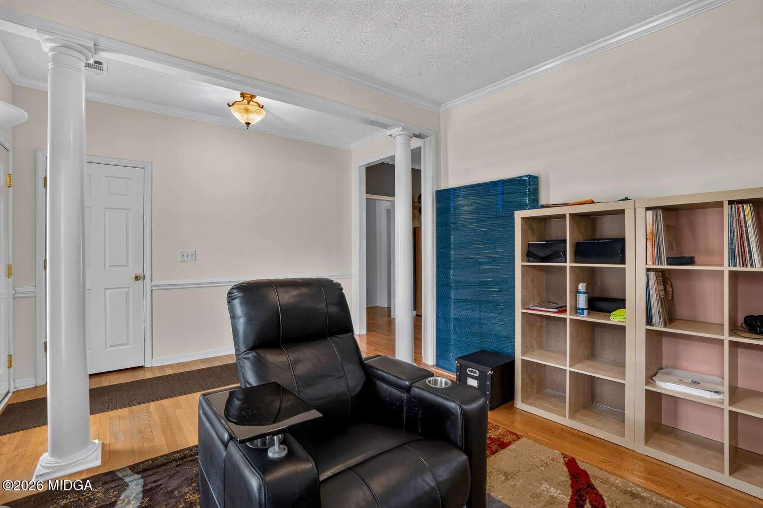 527 Sugarloaf Drive