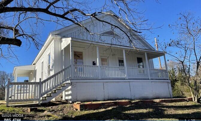 392 Taylor Avenue