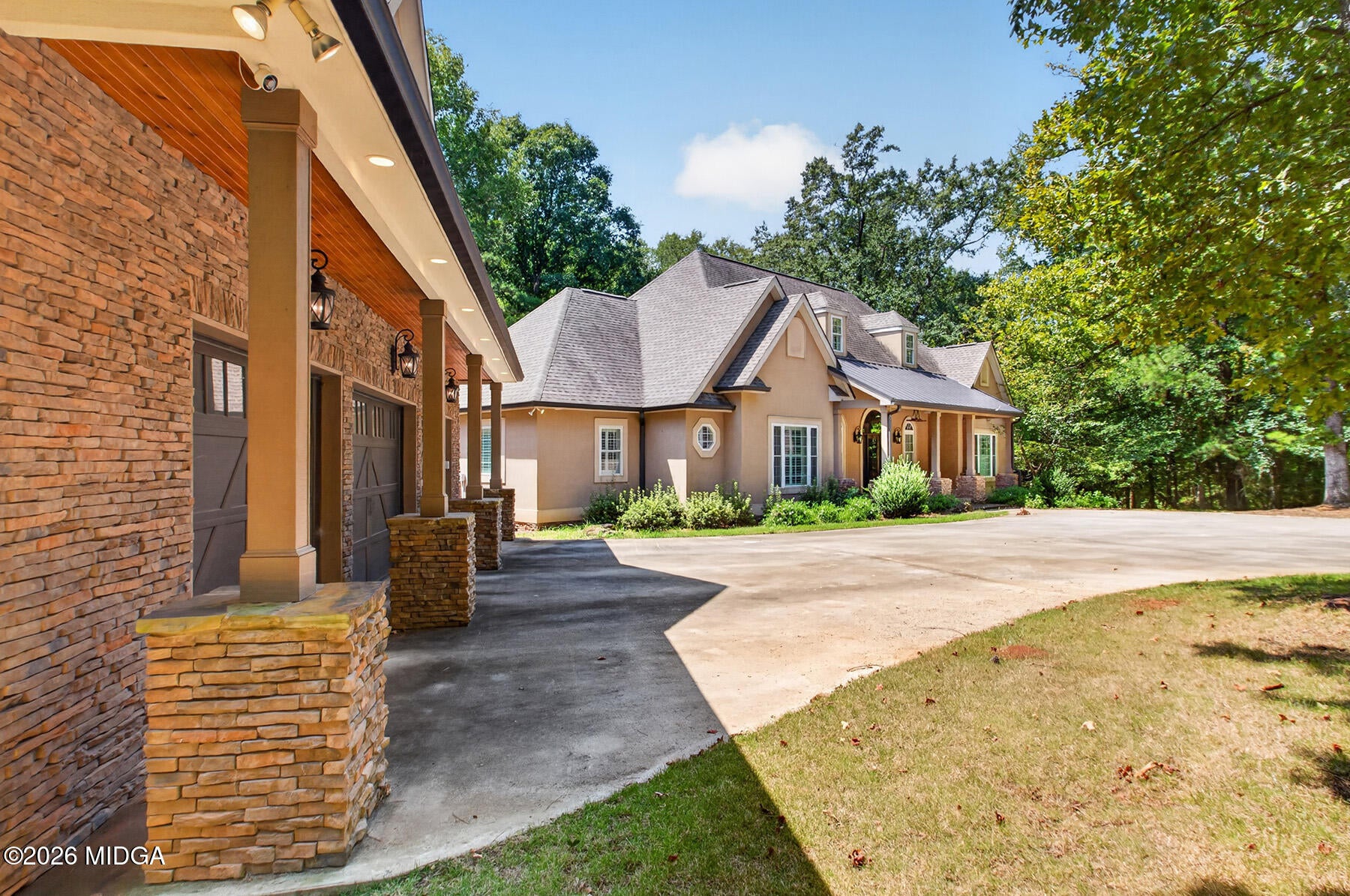 210 Loraine Forest Drive