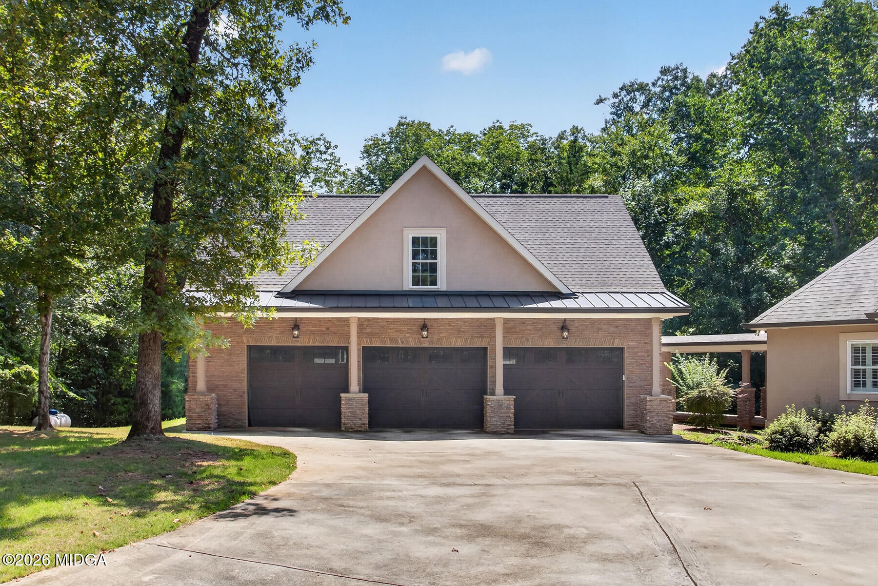 210 Loraine Forest Drive