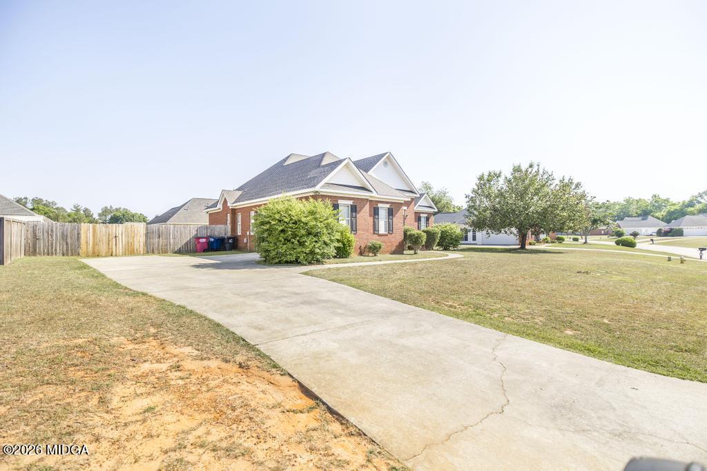 115 Sarakay Circle