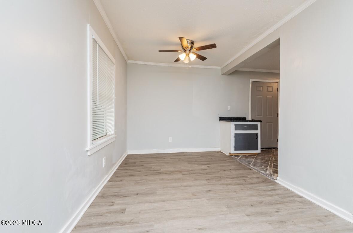 3867 Lindwood Drive