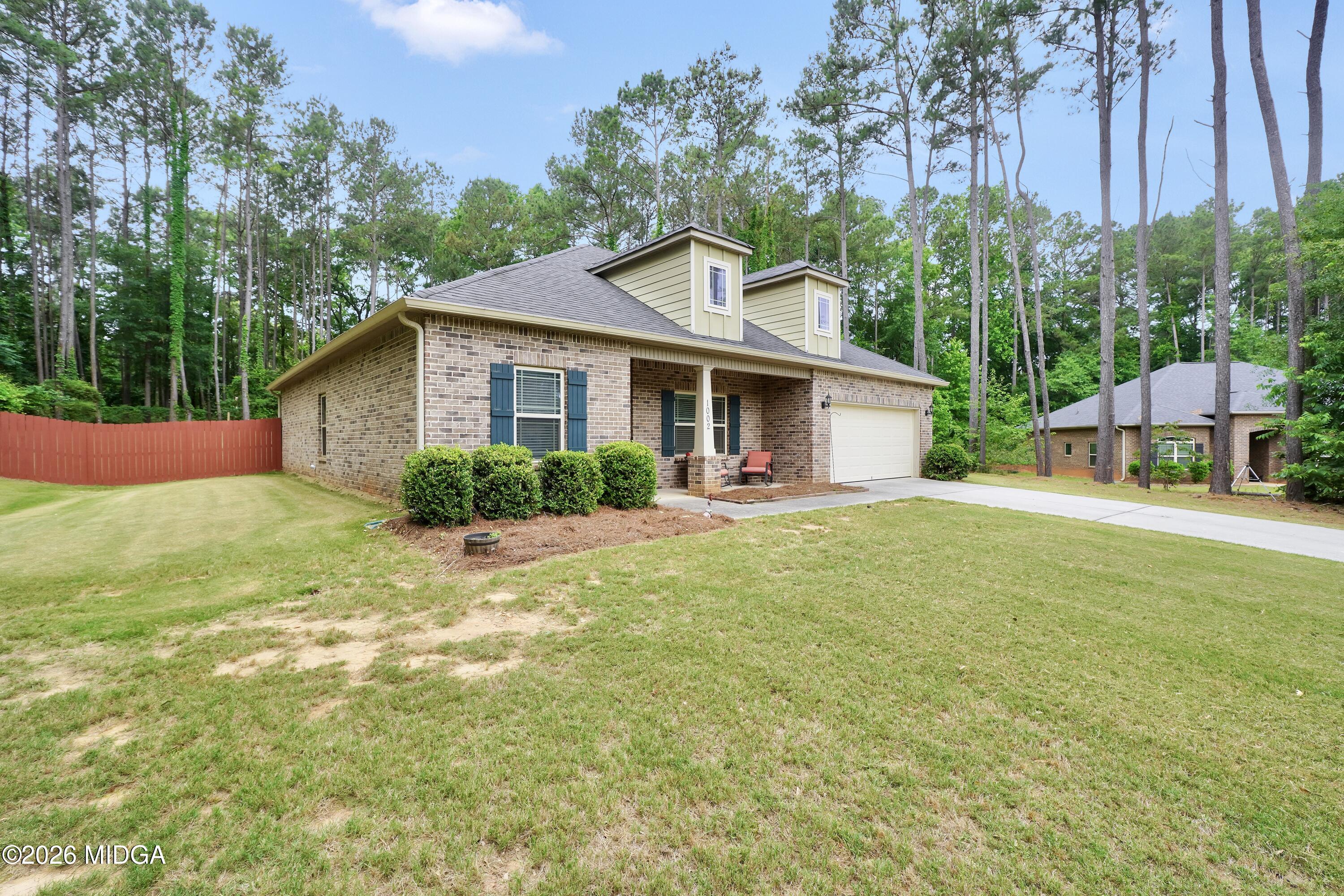 1002 Yorkshire Drive