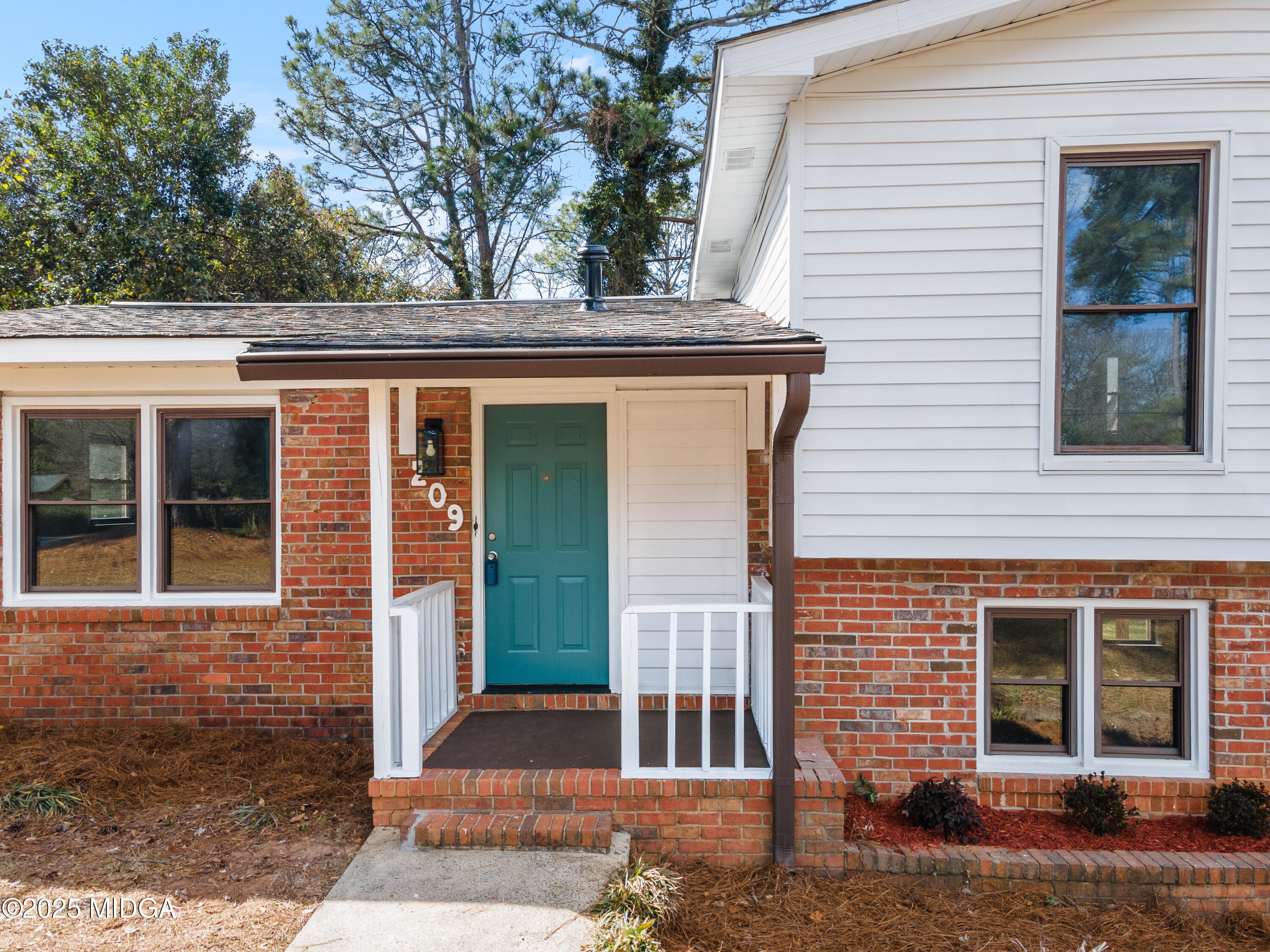 209 Juniper Road