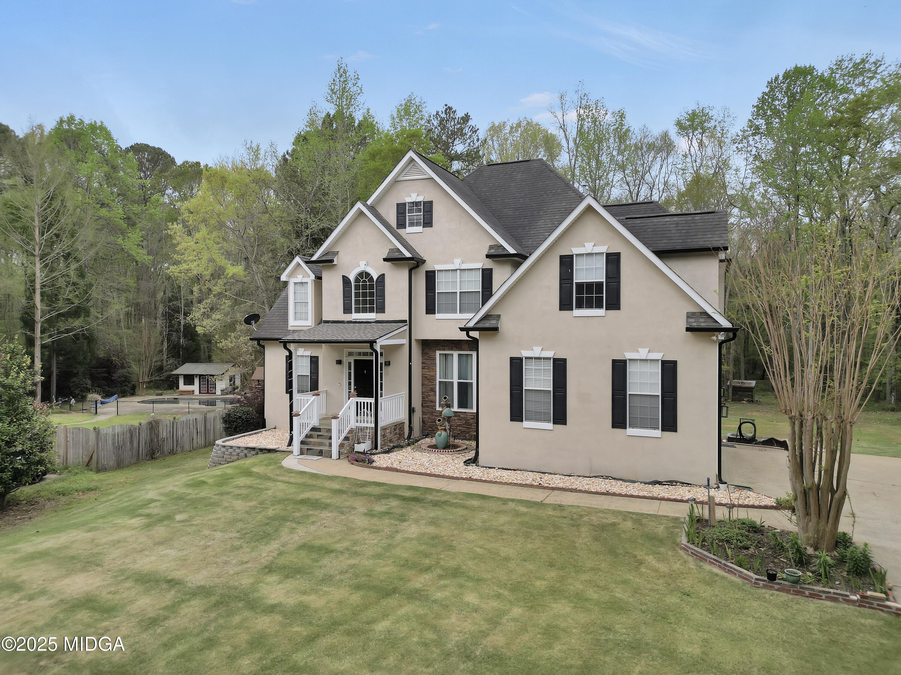 70 Barrington Farms Court