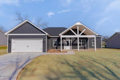 155 Village Circle Cochran GA 31014