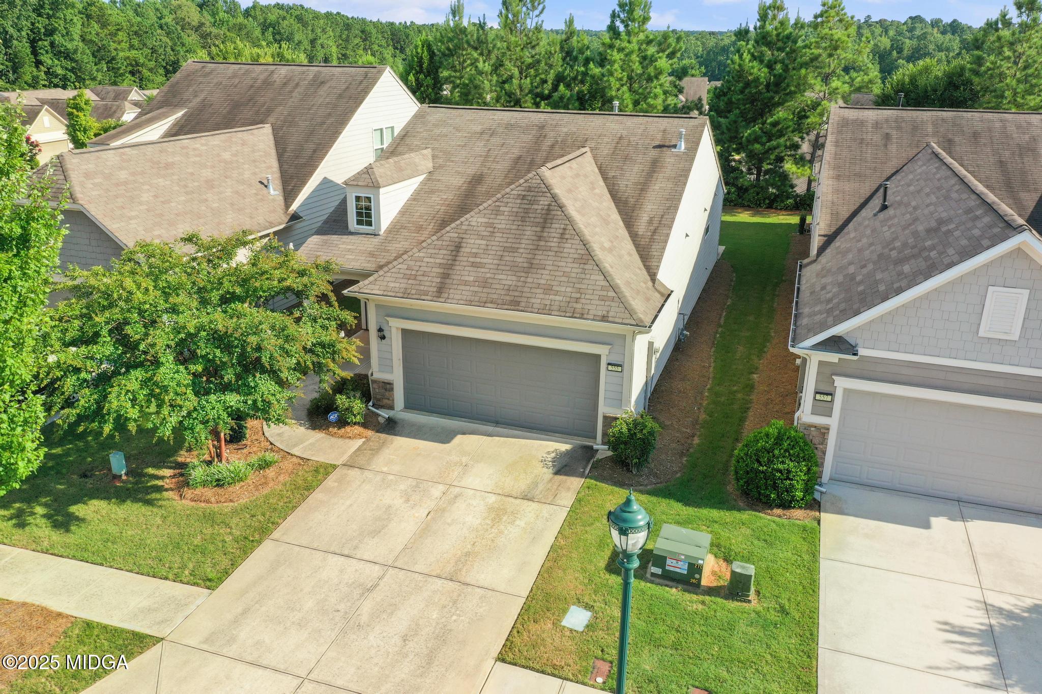 555 Beautyberry Drive