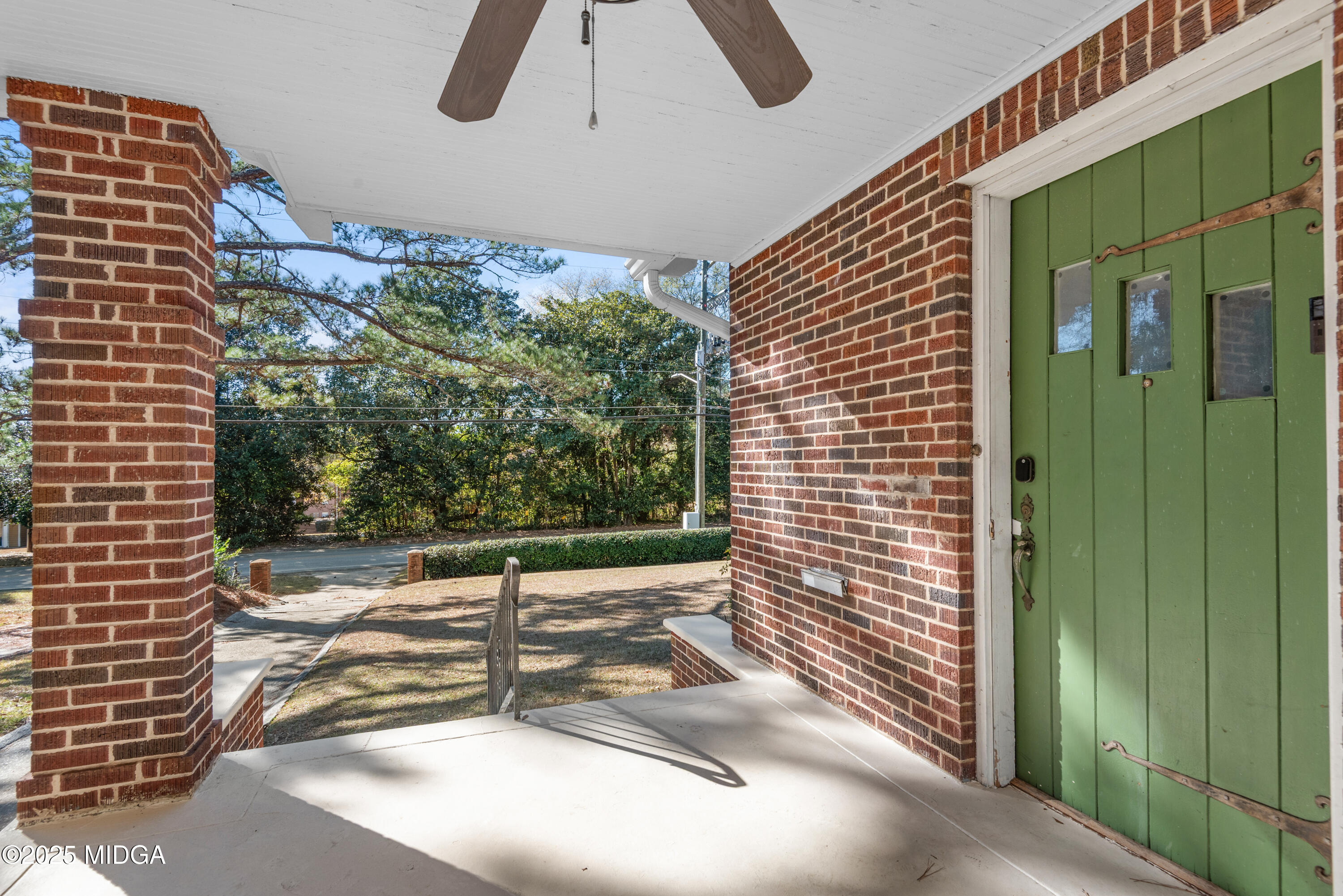 865 Nottingham Drive