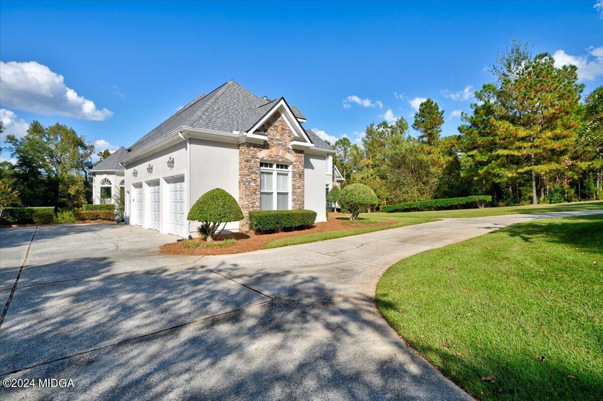 108 Holly Drive