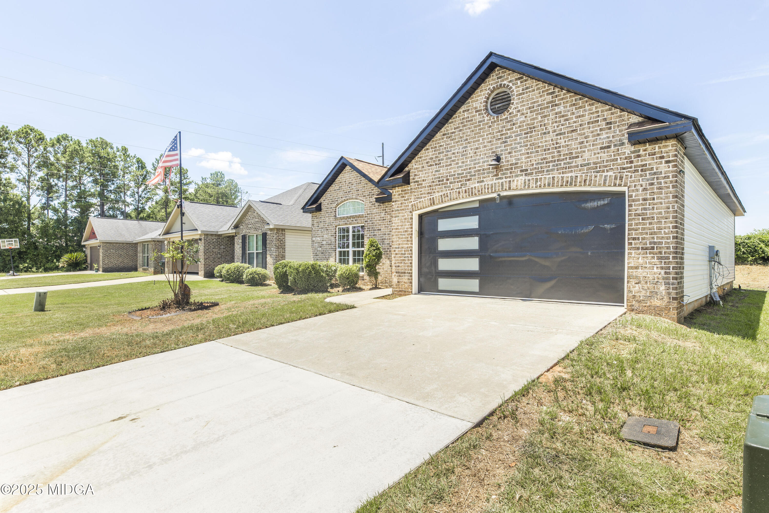 104 Crossing Pl Place