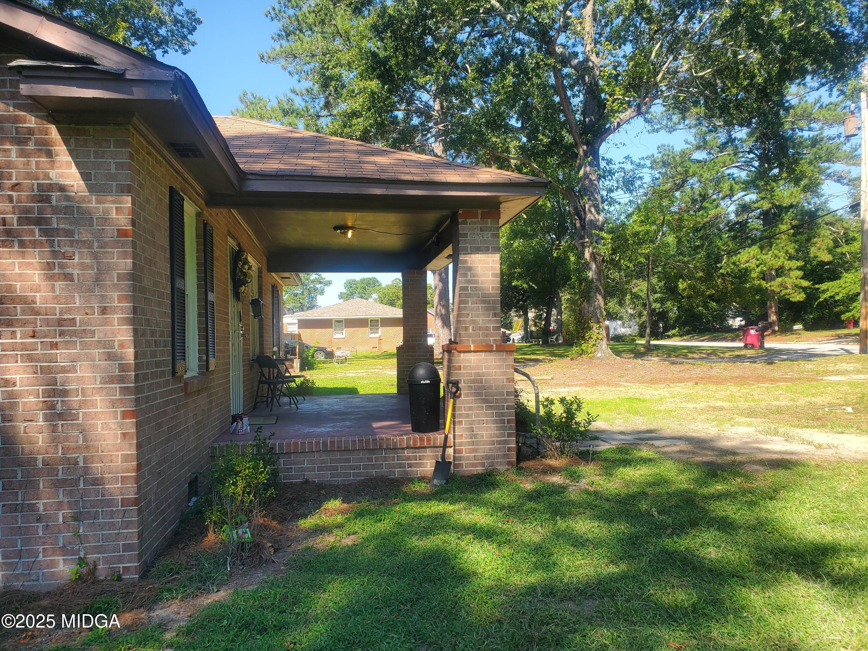 1574 Colonial Drive