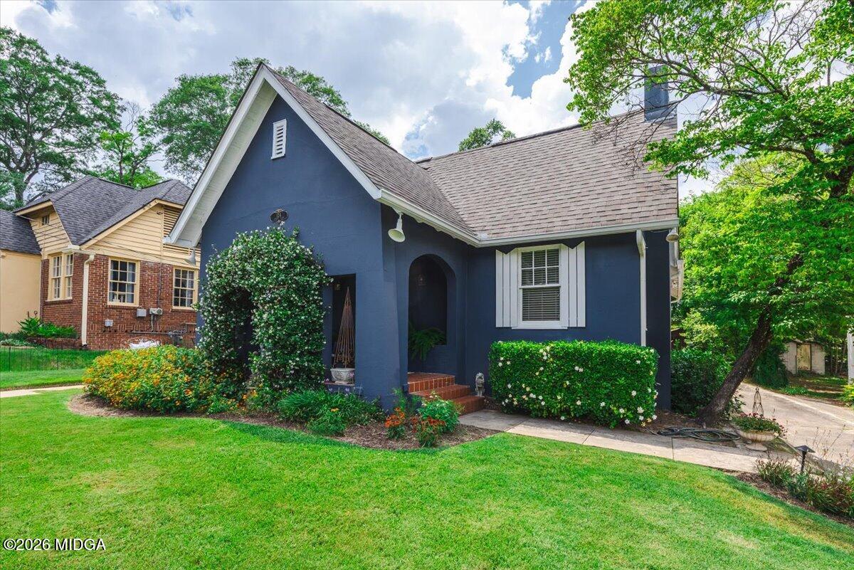 124 Desoto Place