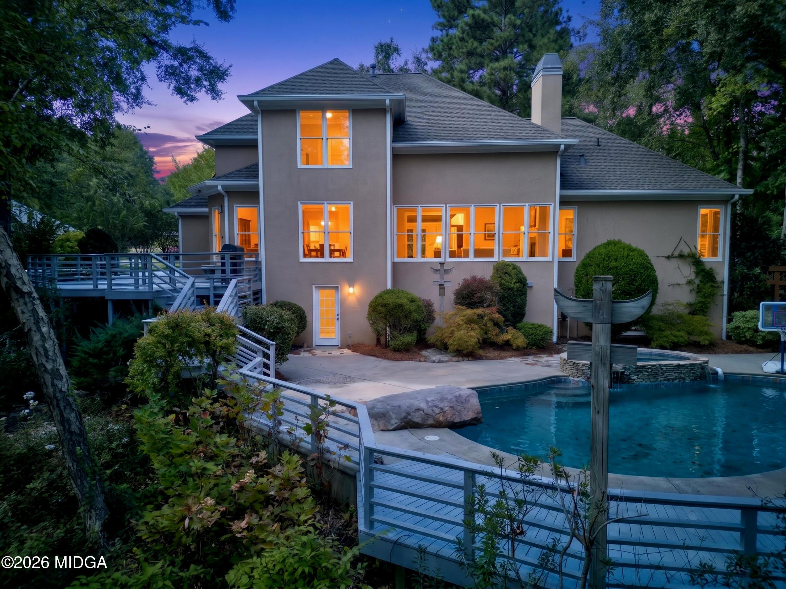 1594 Rivoli Lane