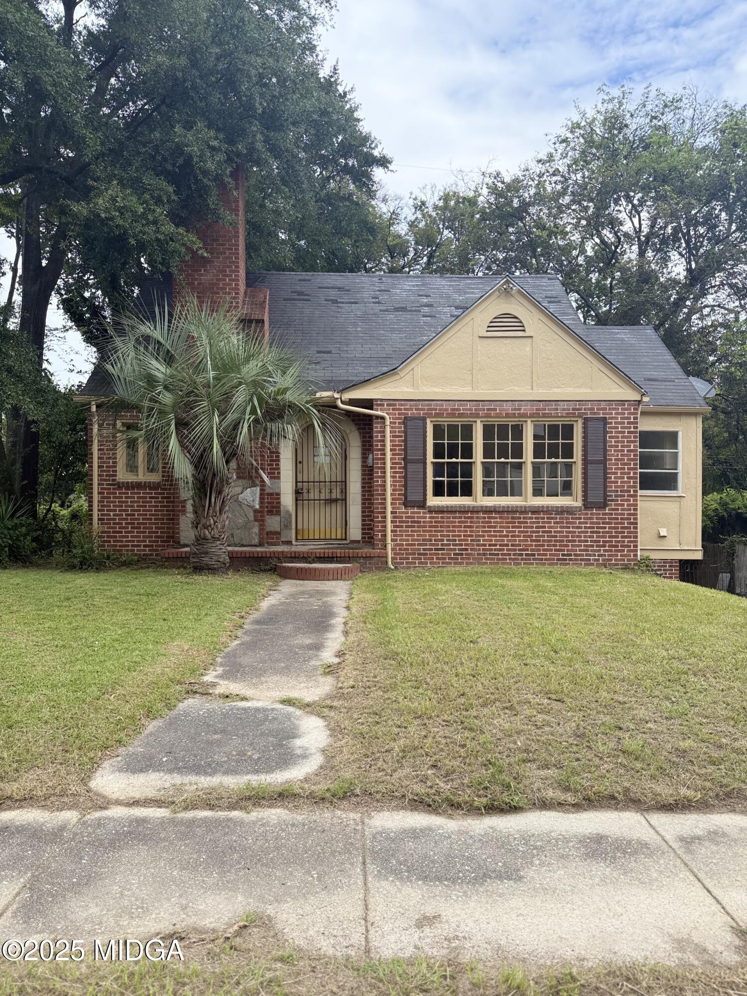 2671 Suwanee Avenue