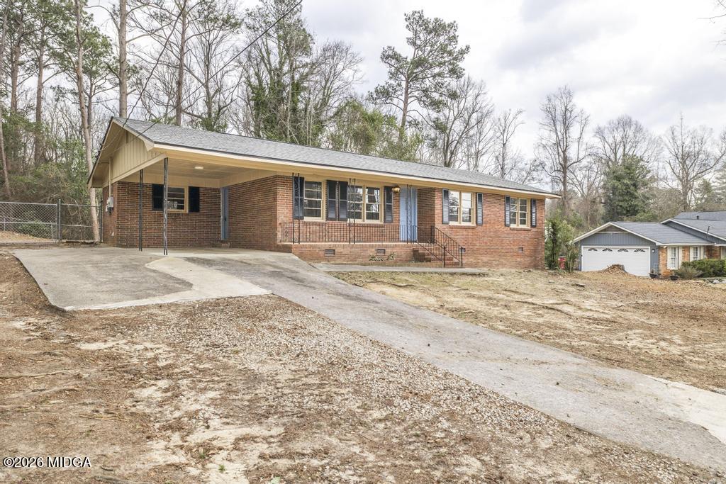 2315 Silver Pines Drive