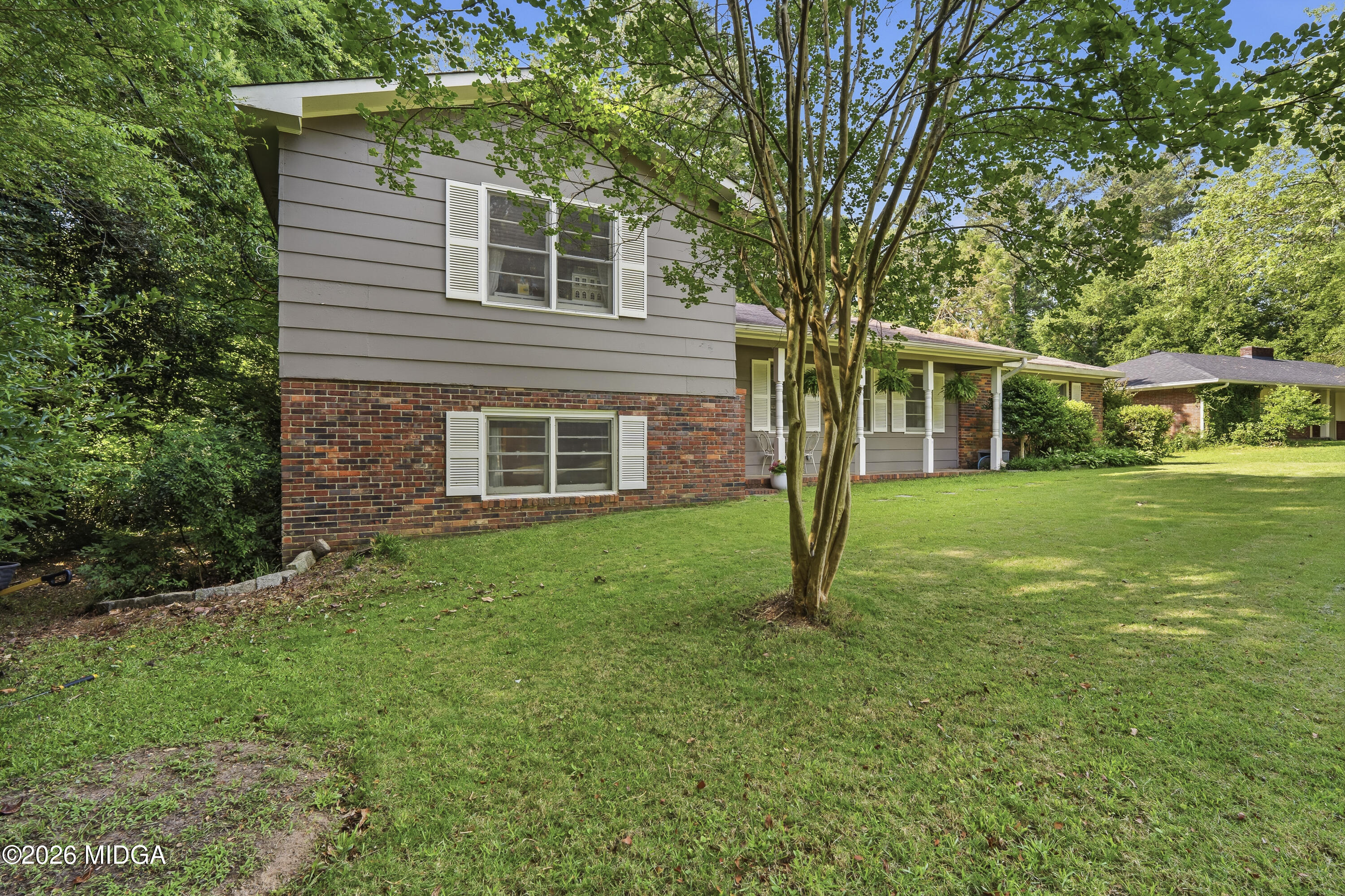 1179 Matthews Place