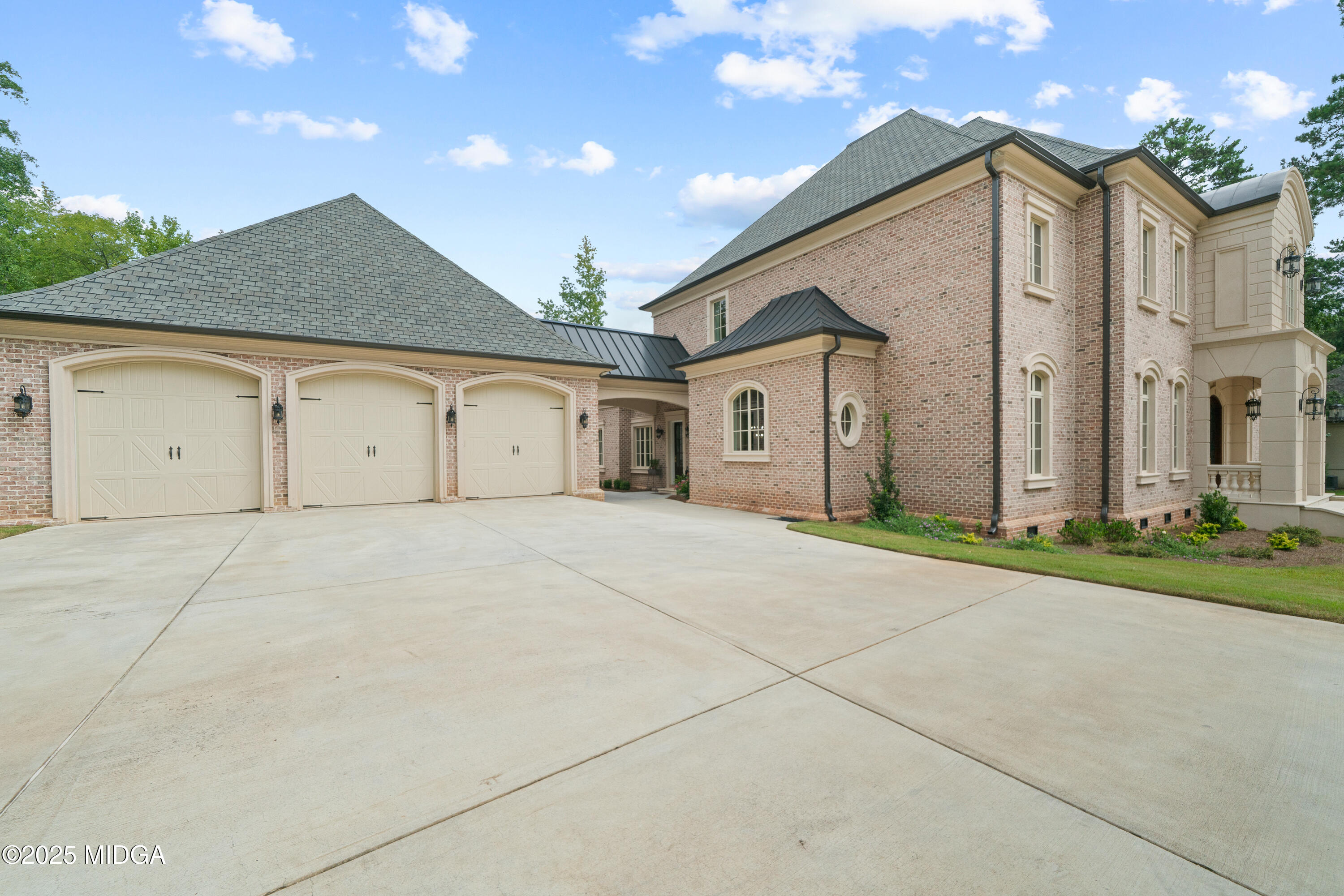 726 Dunblane Drive
