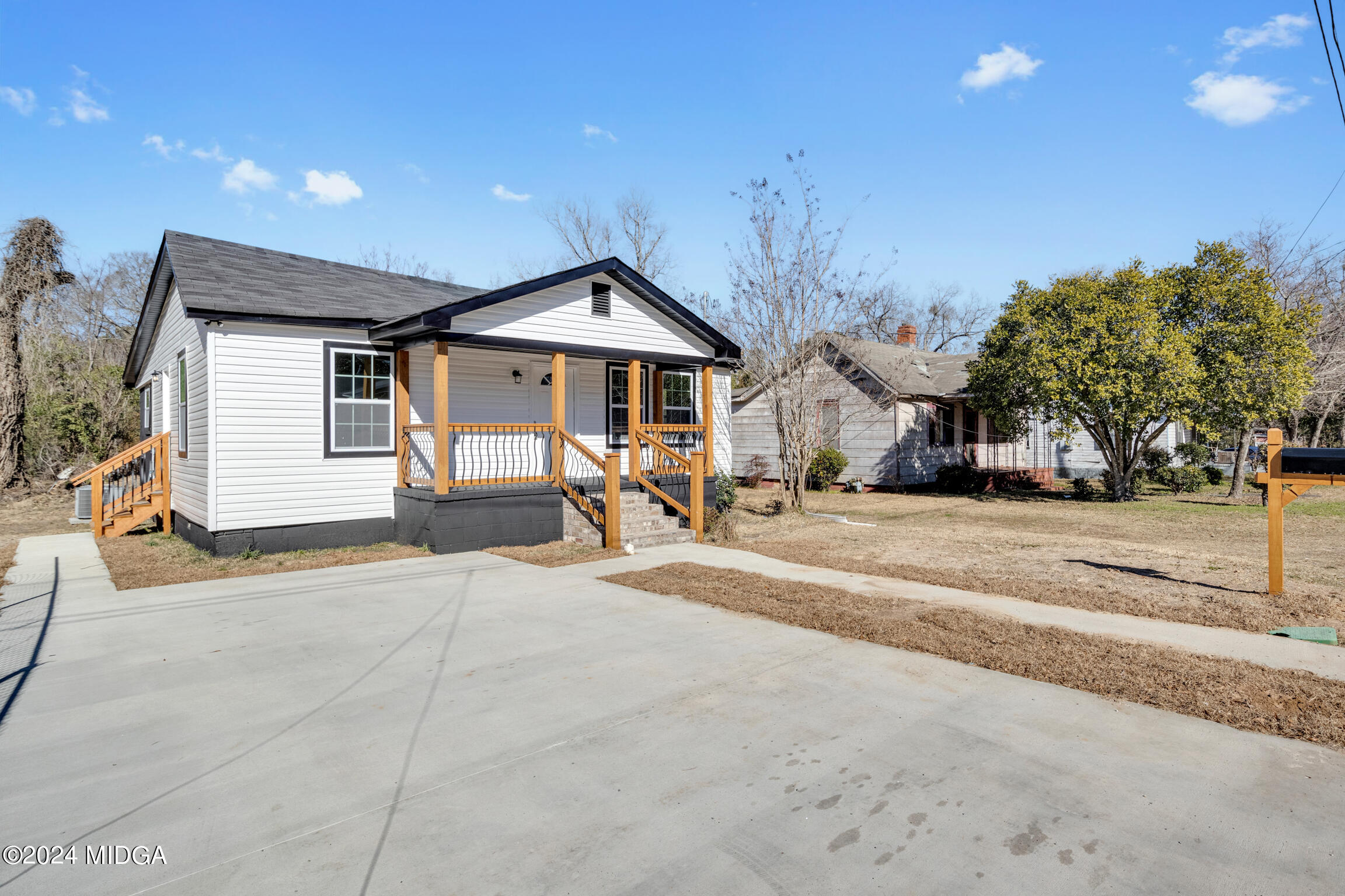 108 Benjamin Street