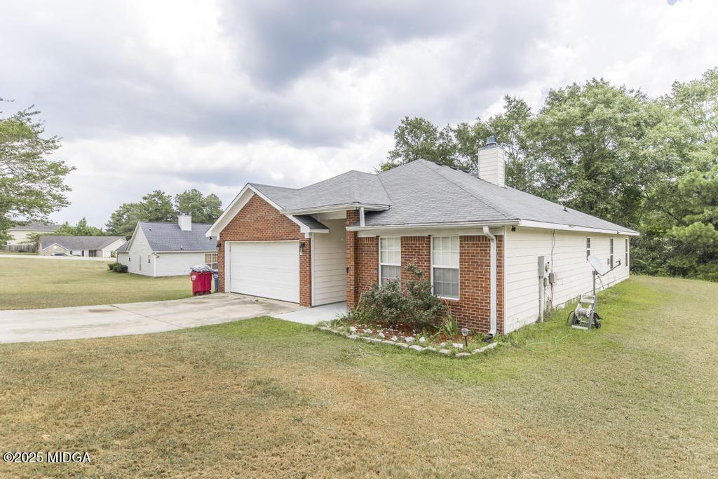 498 Crabapple Place