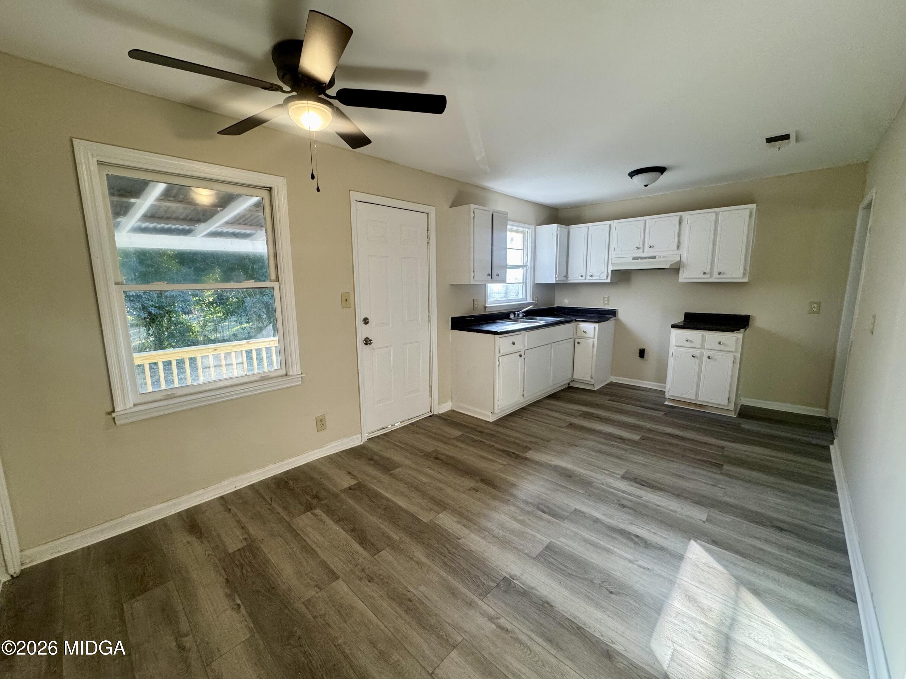 4226 Robinson Circle