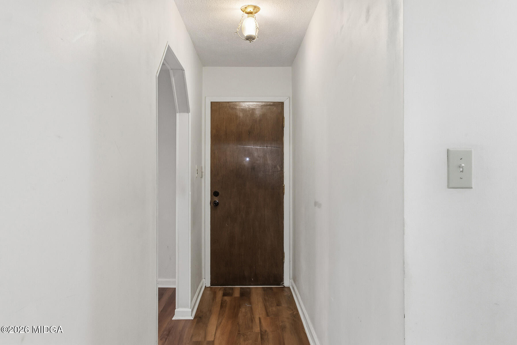 5354/5332 Janeru Circle