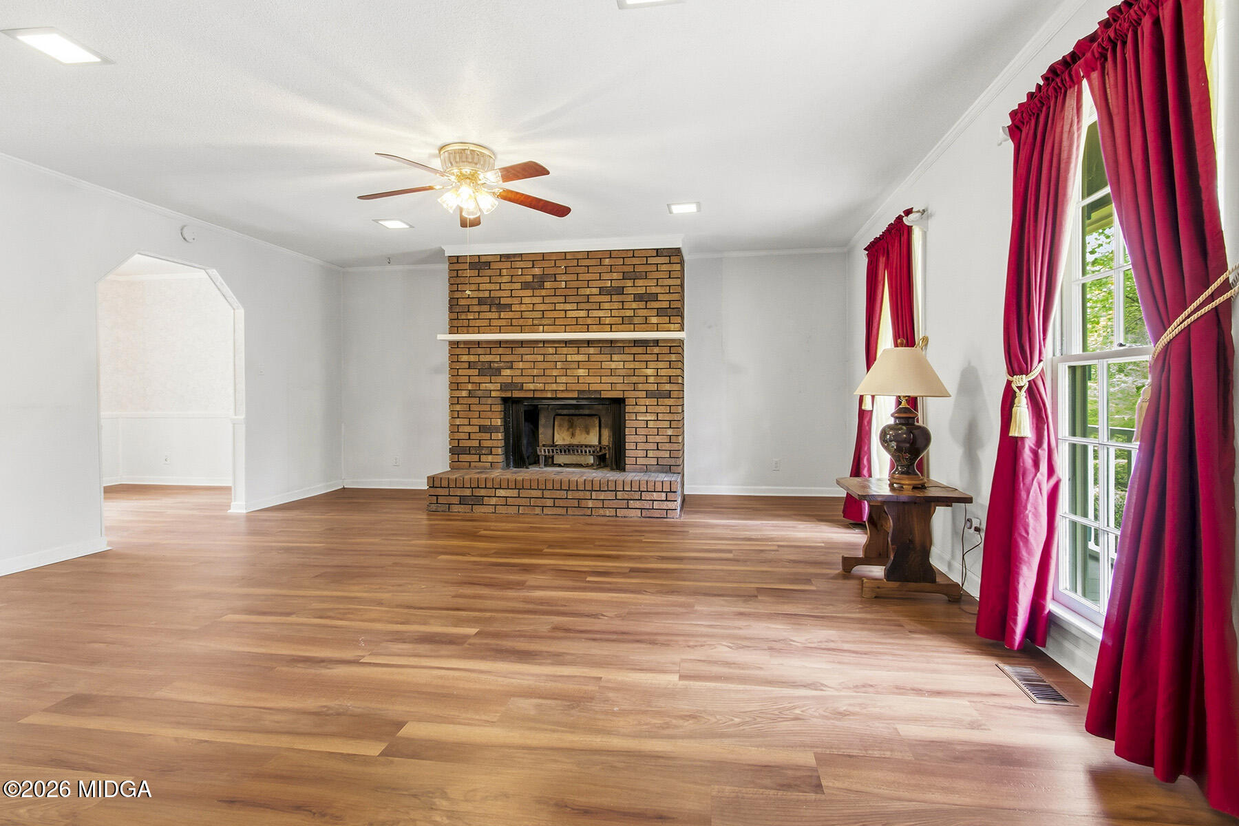 5354/5332 Janeru Circle