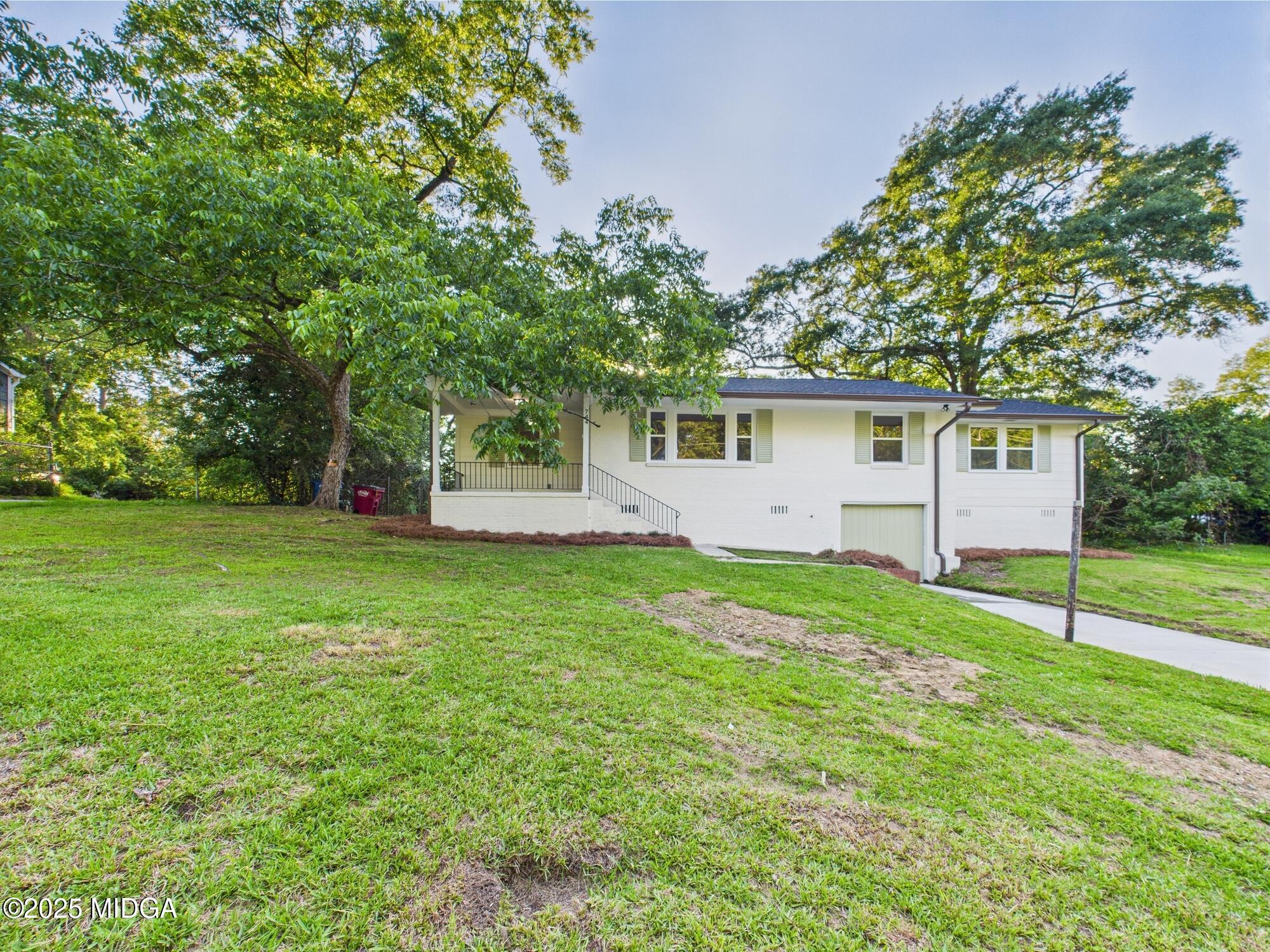 744 Corbin Avenue