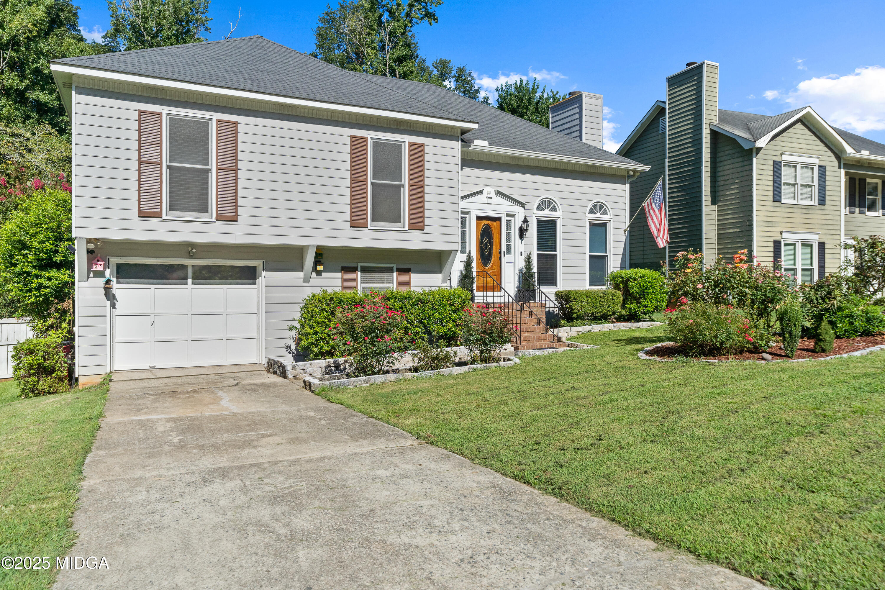 216 N Wesleyan Circle