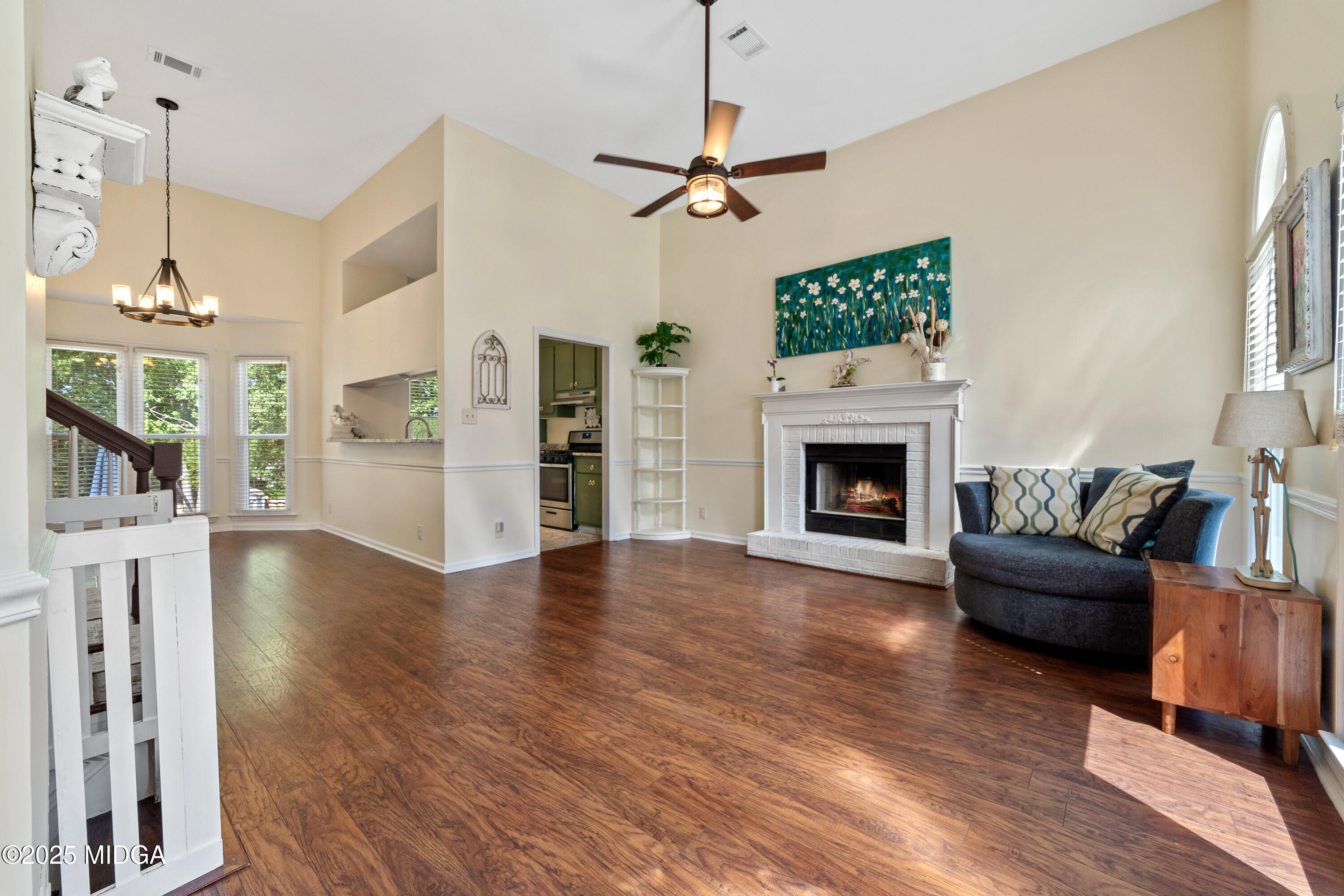 216 N Wesleyan Circle