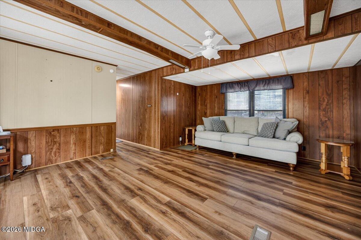 110 Daylight Drive E