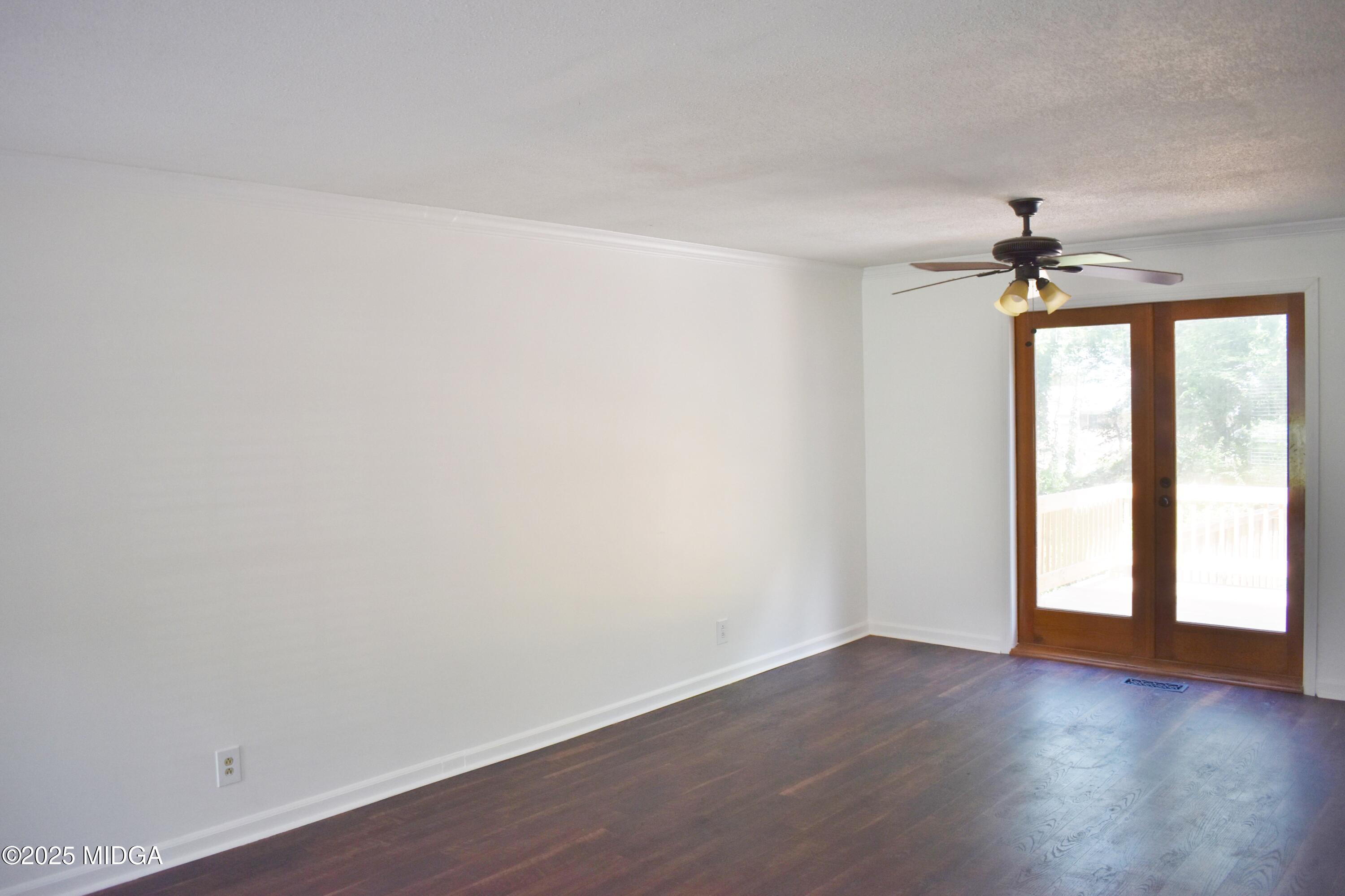 3077 Tiffin Circle