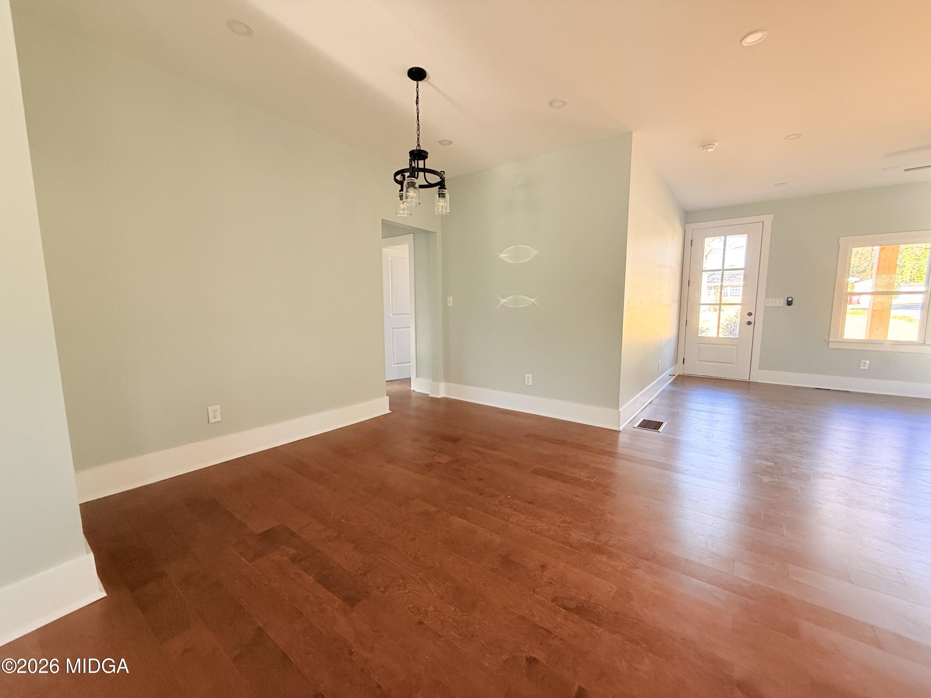 2371 Kensington Road