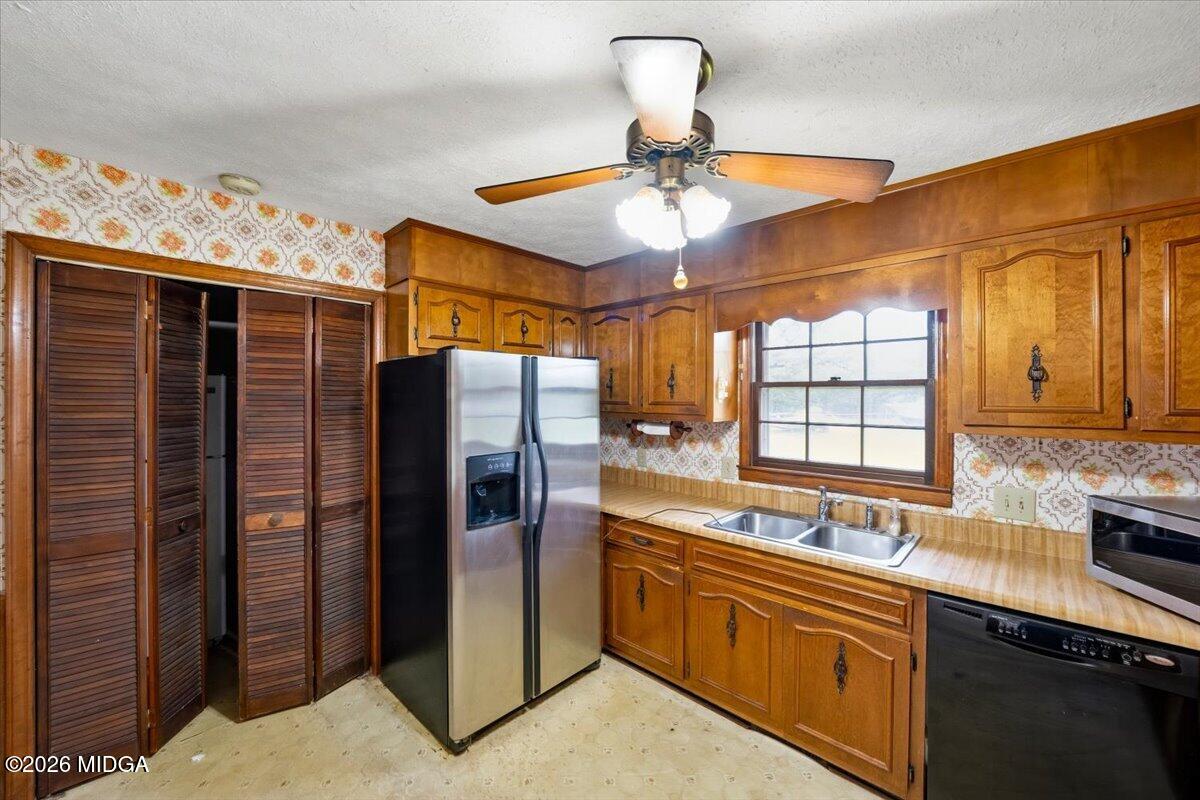 5714 Ruth Drive