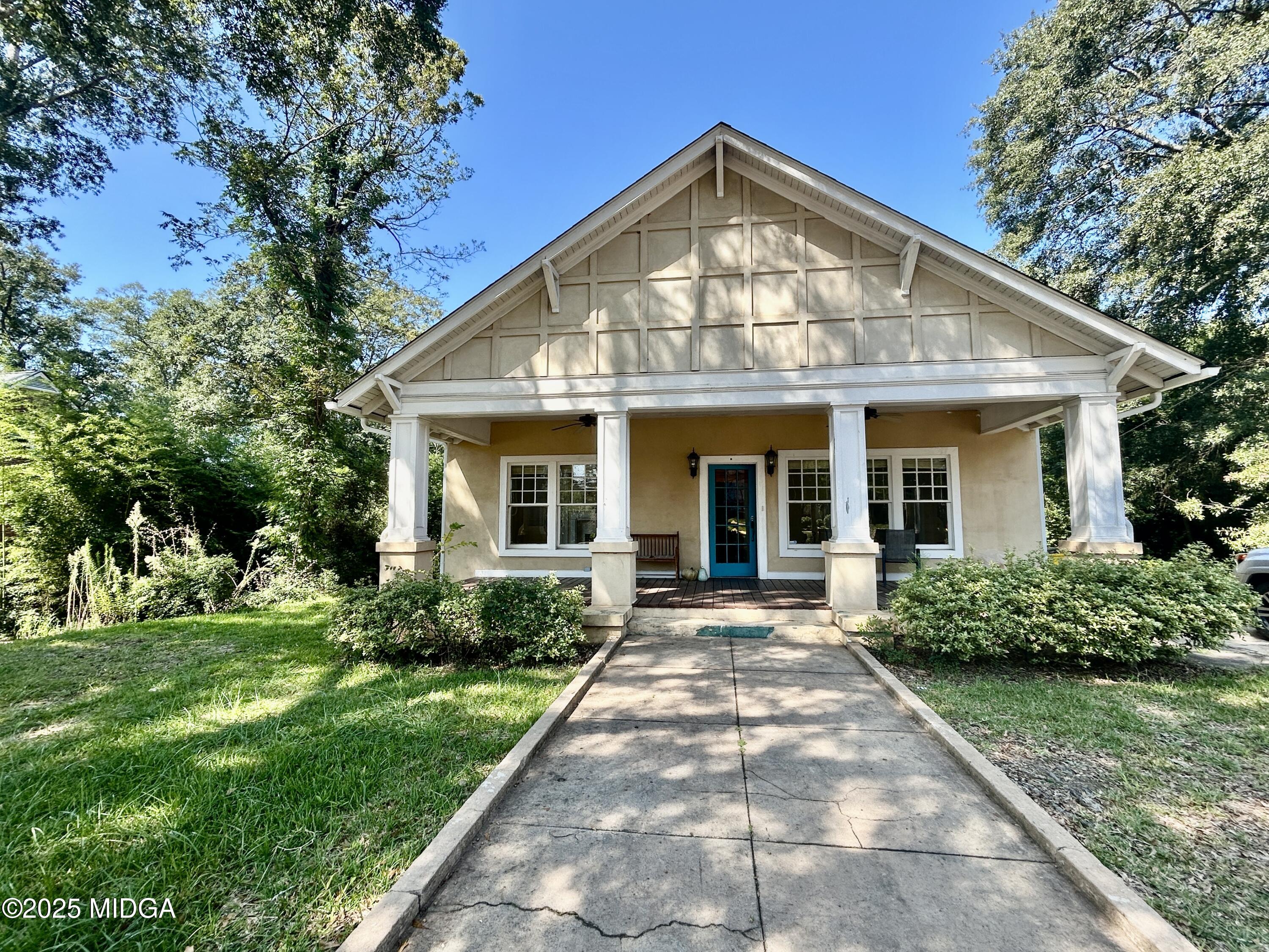 71 S South Lee Street