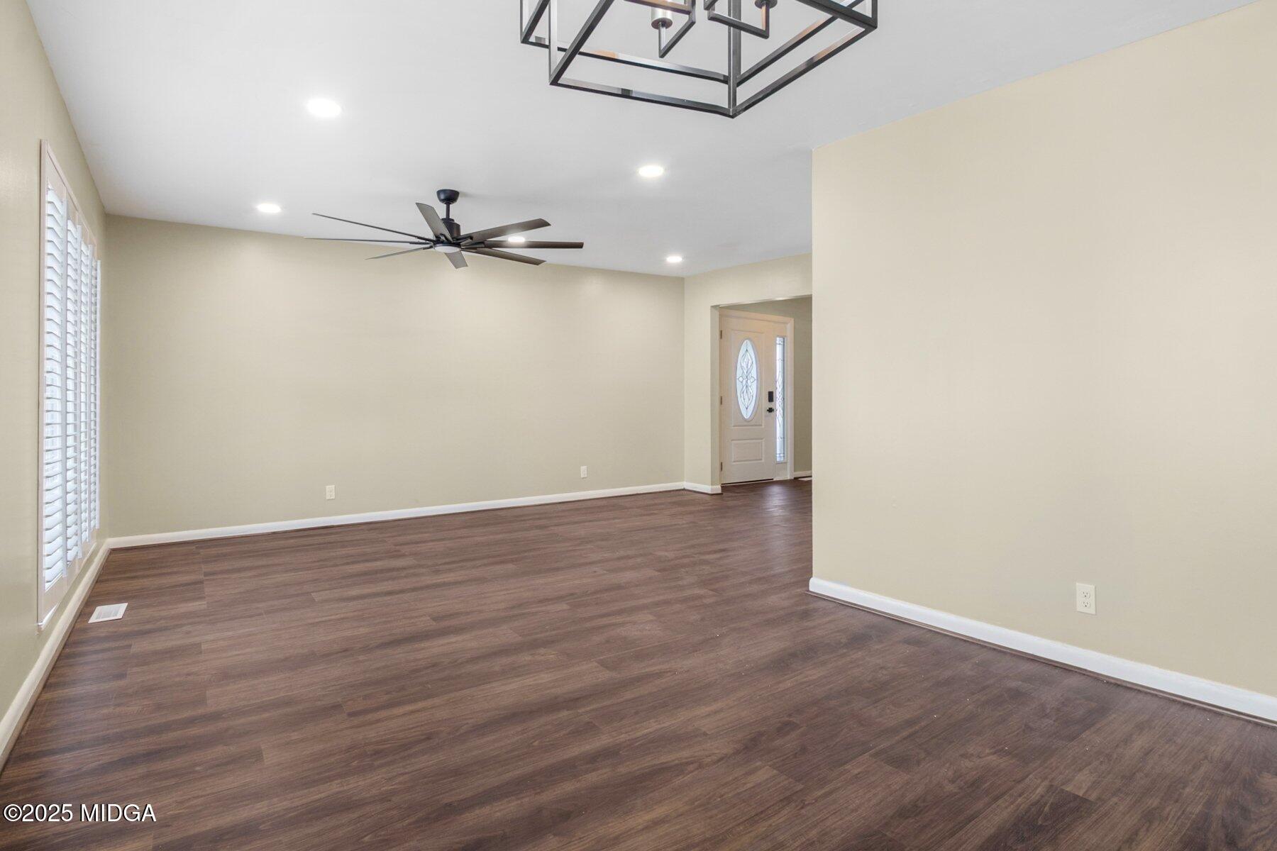 1276 Timberlane Drive