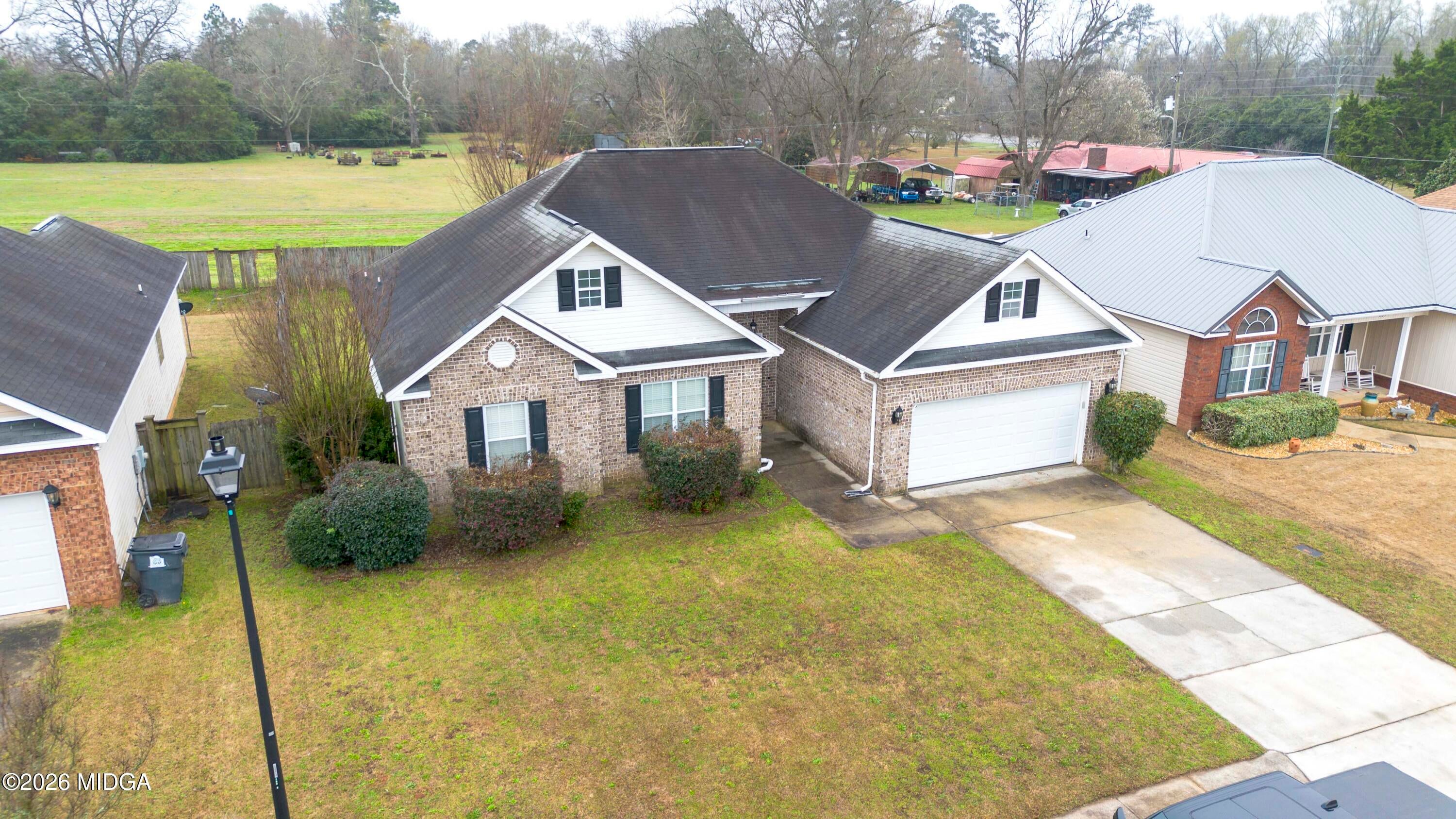 207 Broderick Circle