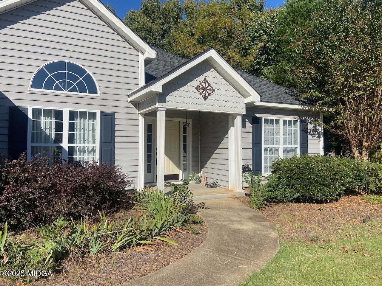 124 Lake Lillian Drive