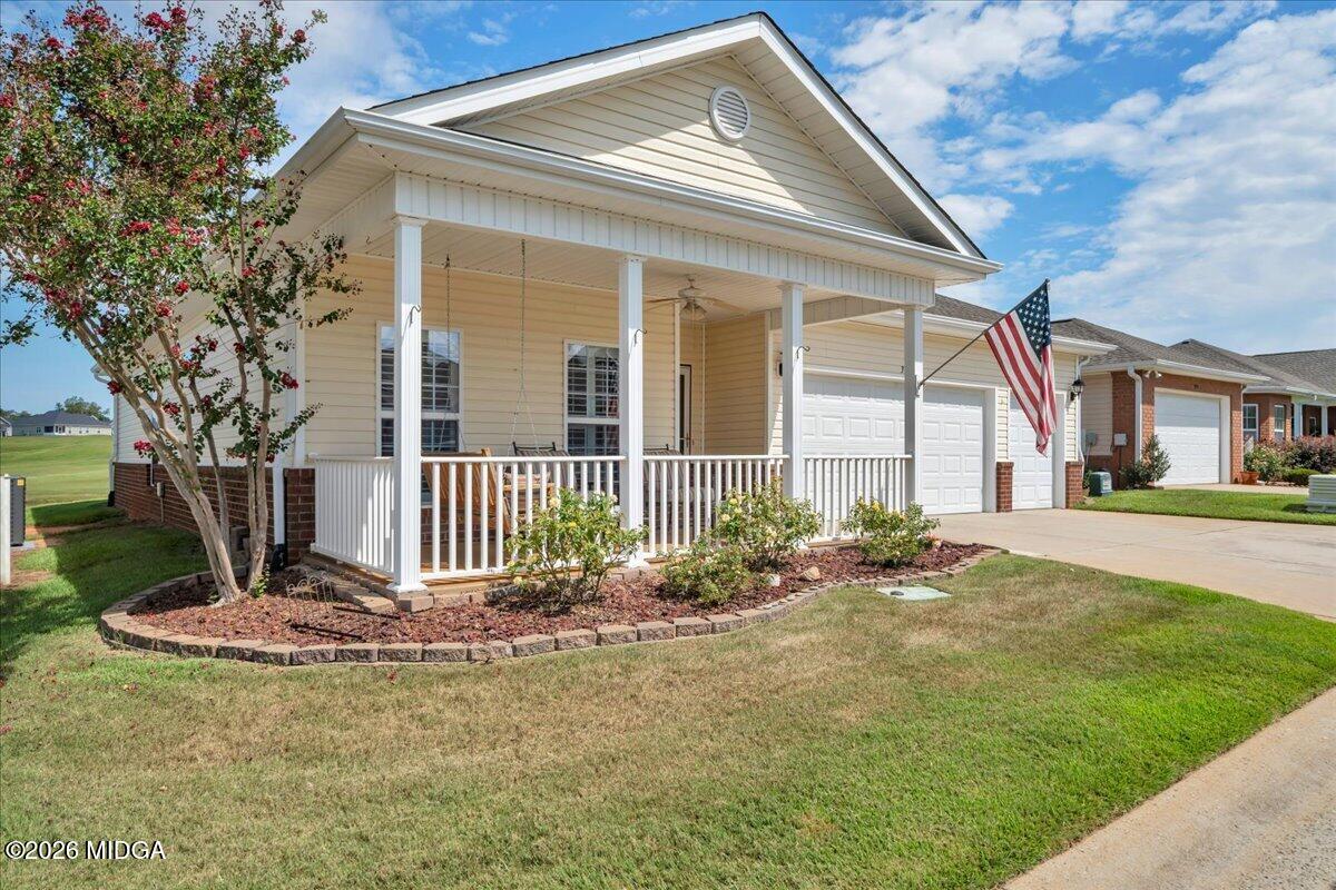 302 S Houston Springs Boulevard