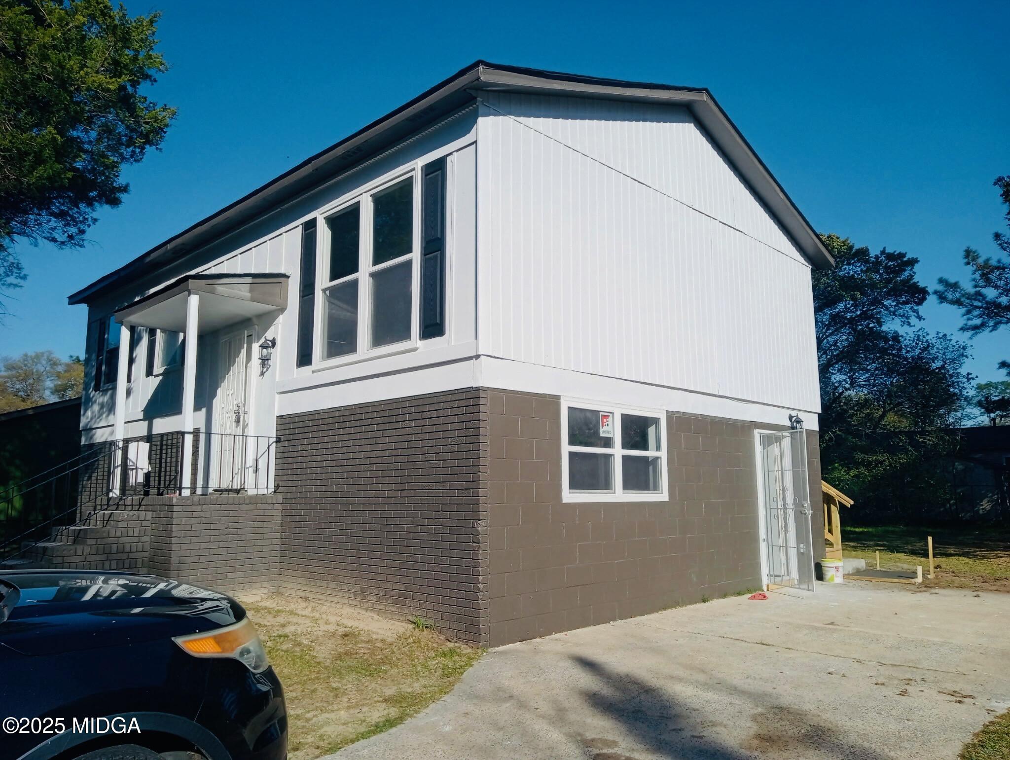 3389 Majestic Lane