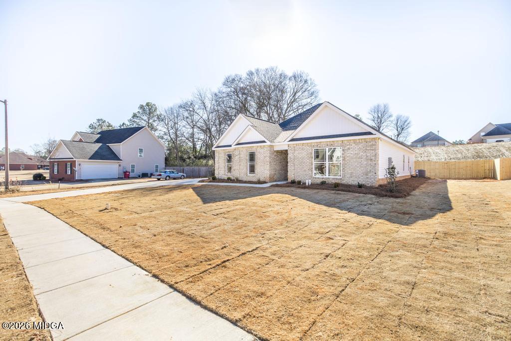 200 Collins Estate Avenue