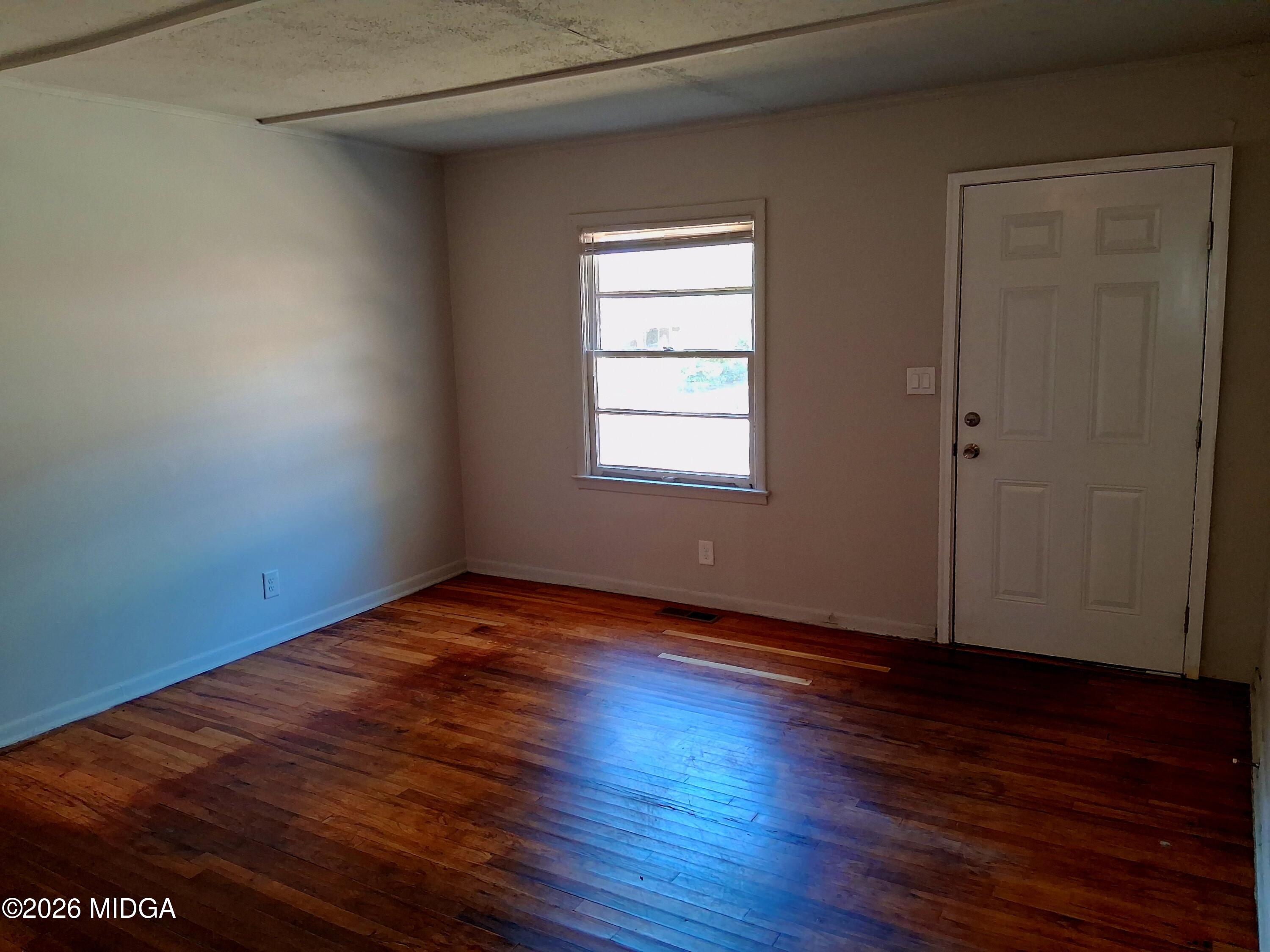 2454 Anthony Circle