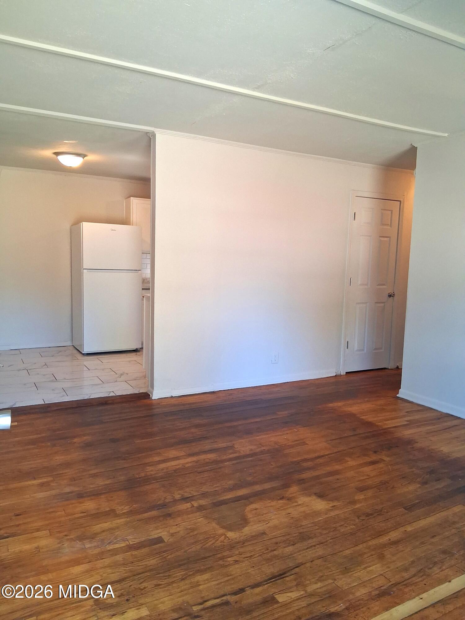 2454 Anthony Circle