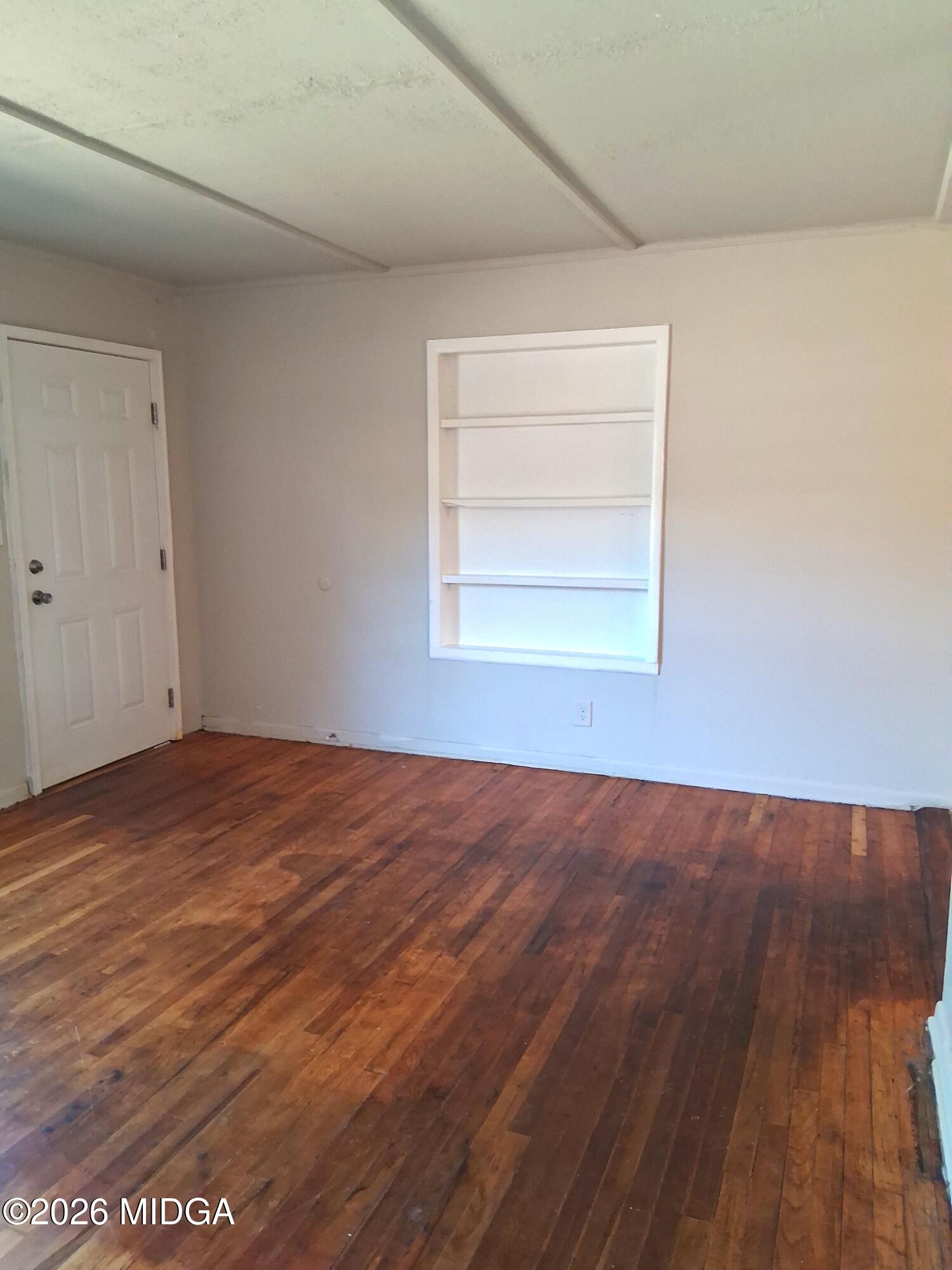 2454 Anthony Circle